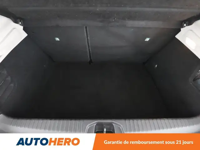 Renault Clio view 17