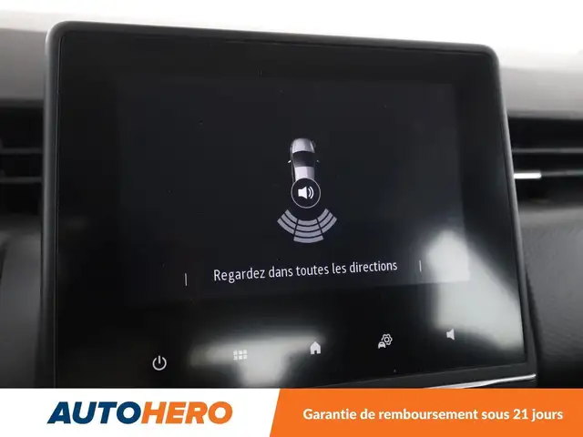 Renault Clio view 25
