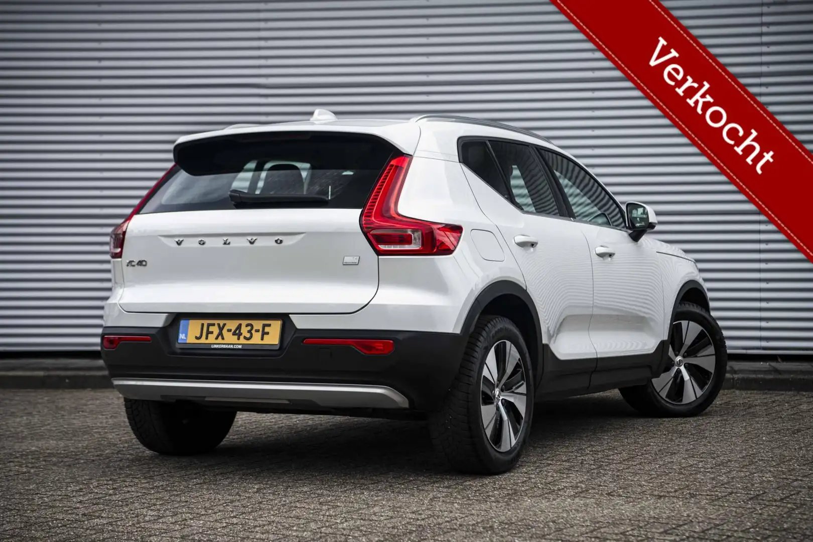 Volvo XC40 1.5 T4 Recharge Inscription Expression | Navigatie Blanc - 1