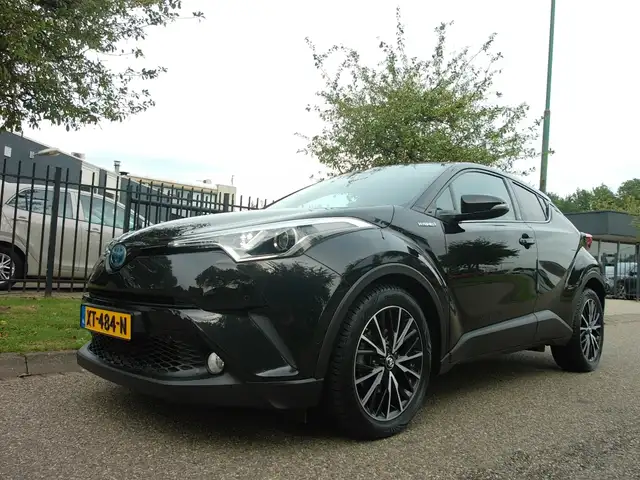 Toyota C-HR 1.8 Hybrid 122pk CVT Executive