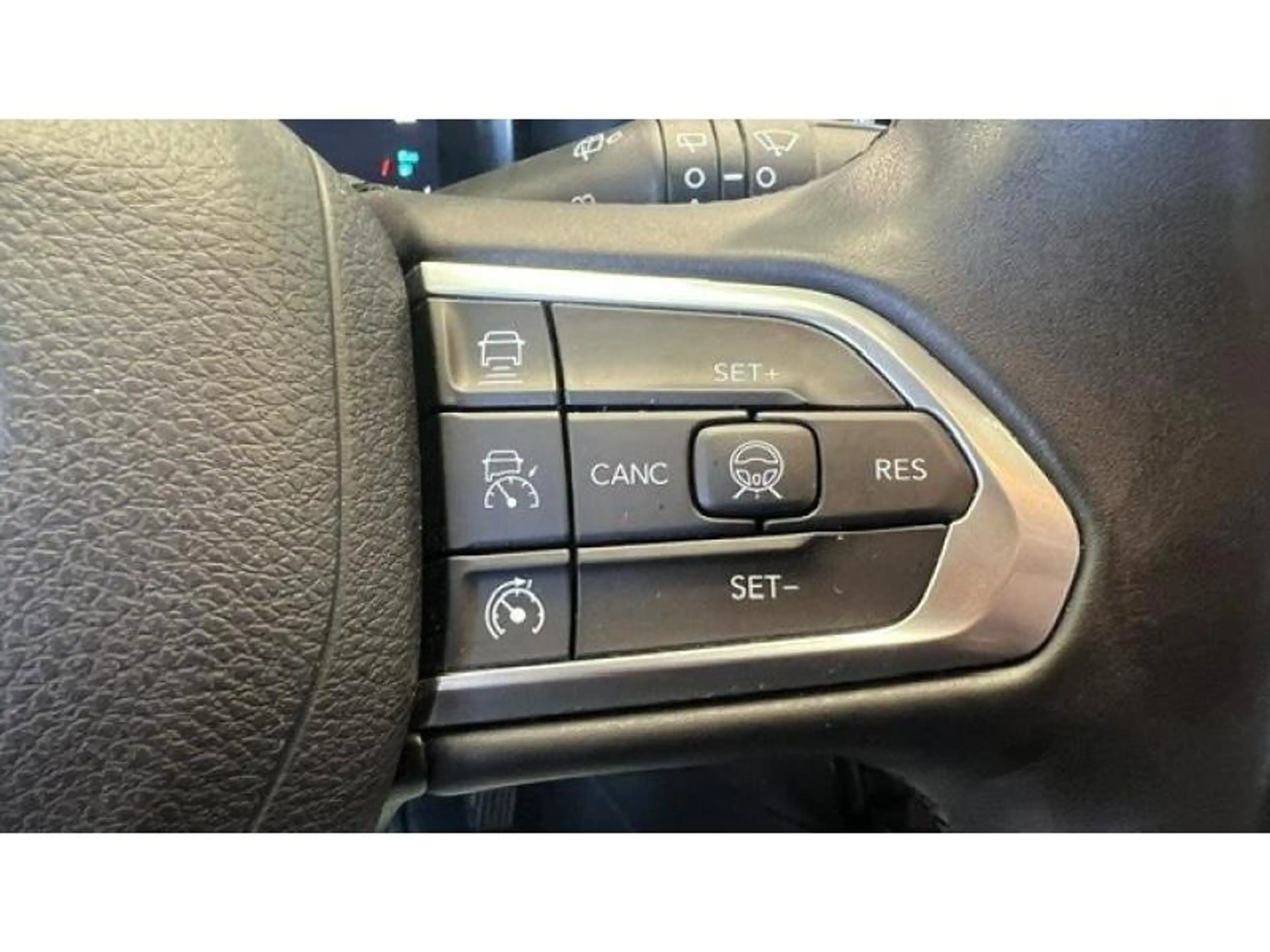 Jeep Compass PHEV 1.3 Turbo 4xe Limited — photo 13