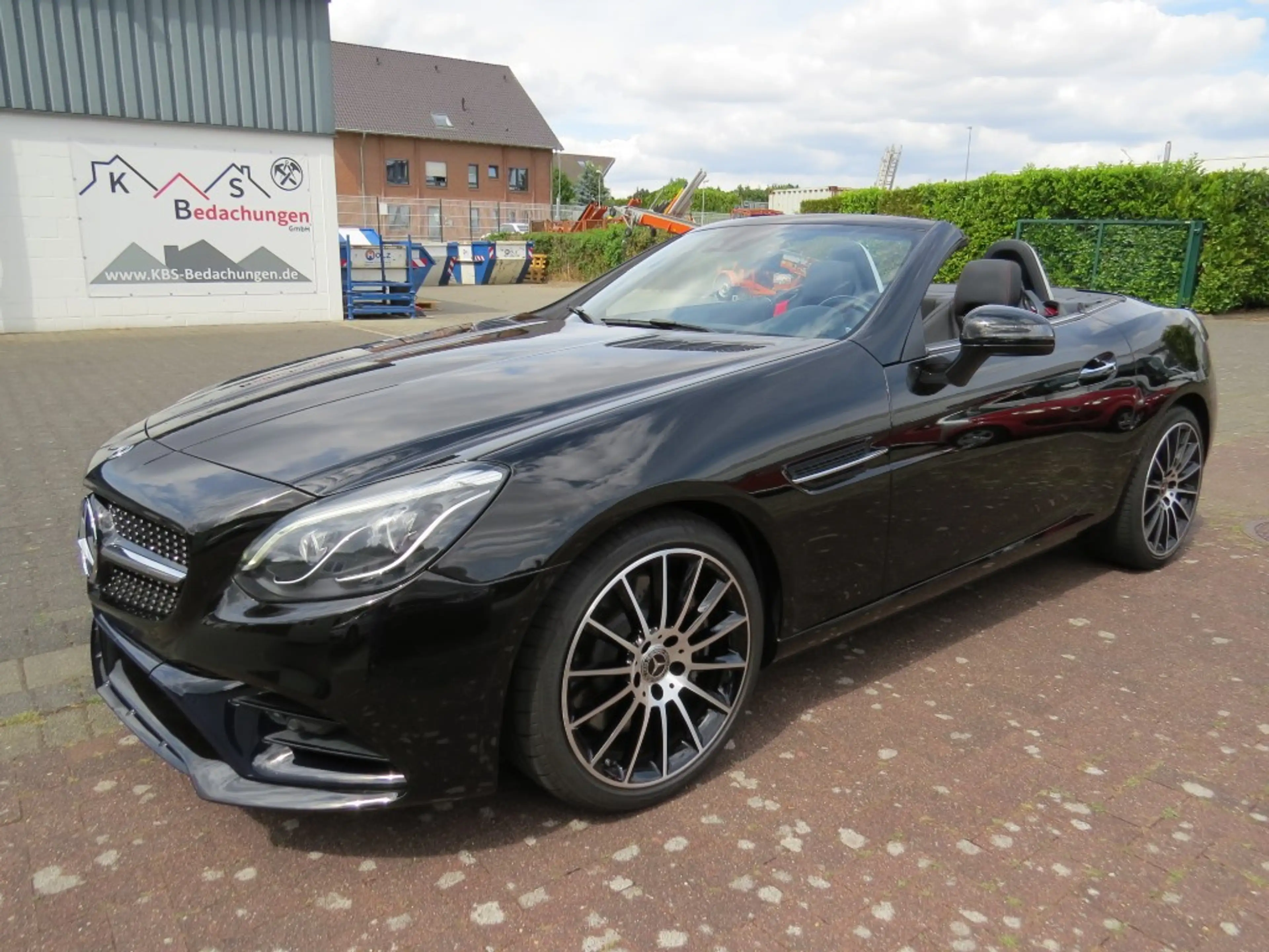 Mercedes-Benz SLC 300 SLC 300 (172.438)