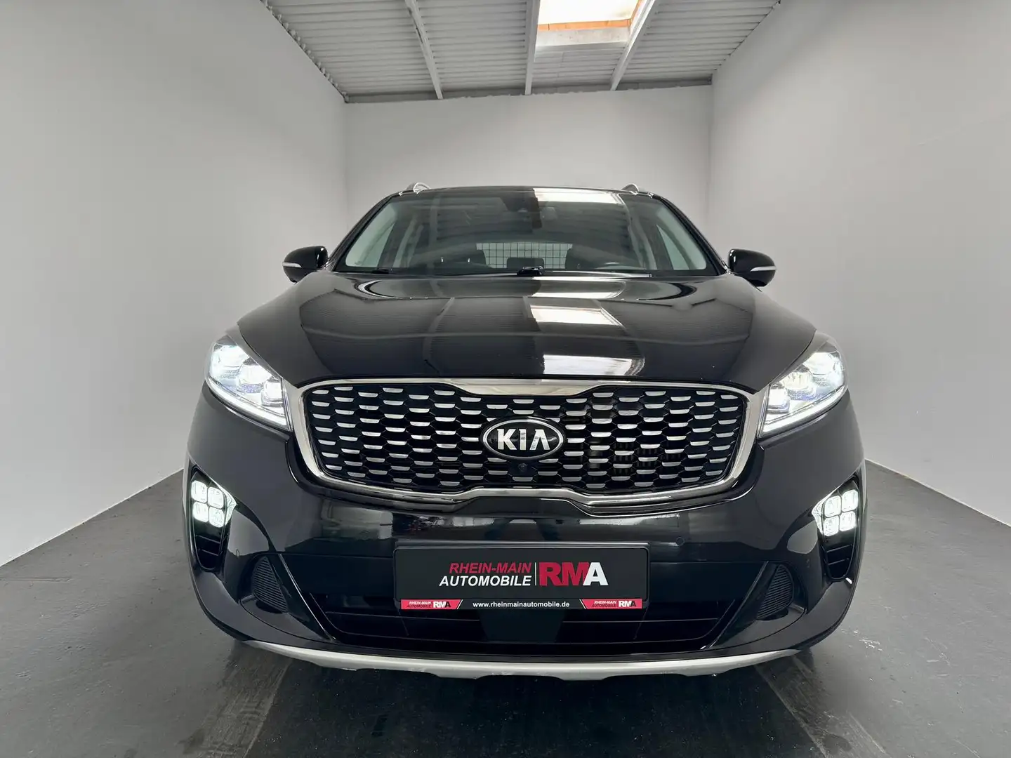 Kia Sorento GT-Line 4WD 2.2 CRD+GT-LINE+LED+360°VIEW Schwarz - 2