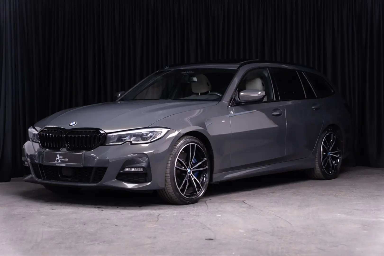 BMW 330 d M-Sport Toruing Laser*Pano*HUD*AHK*DrivingP Grau - 1