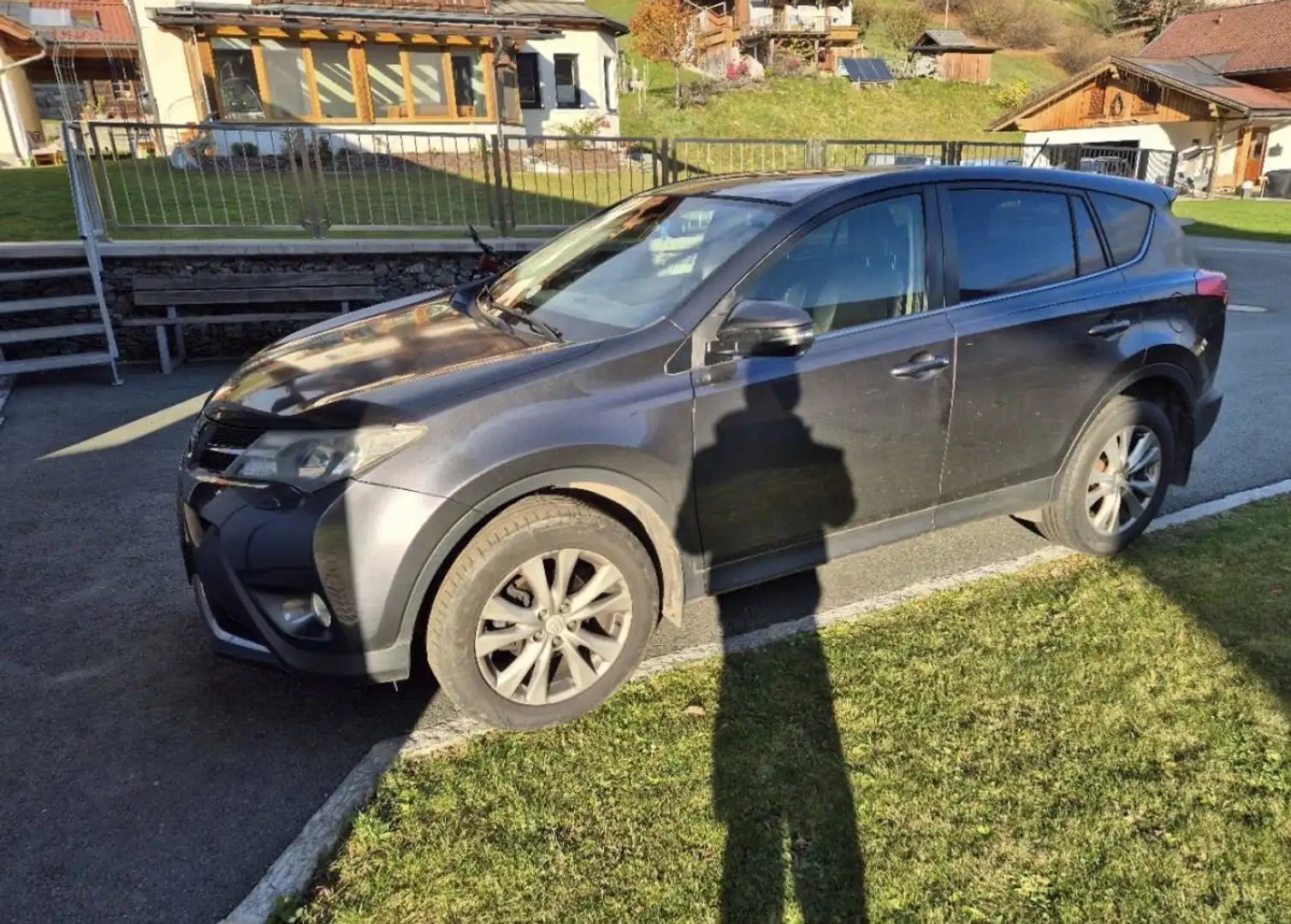 Toyota RAV 4 2,2 D4-D - 2