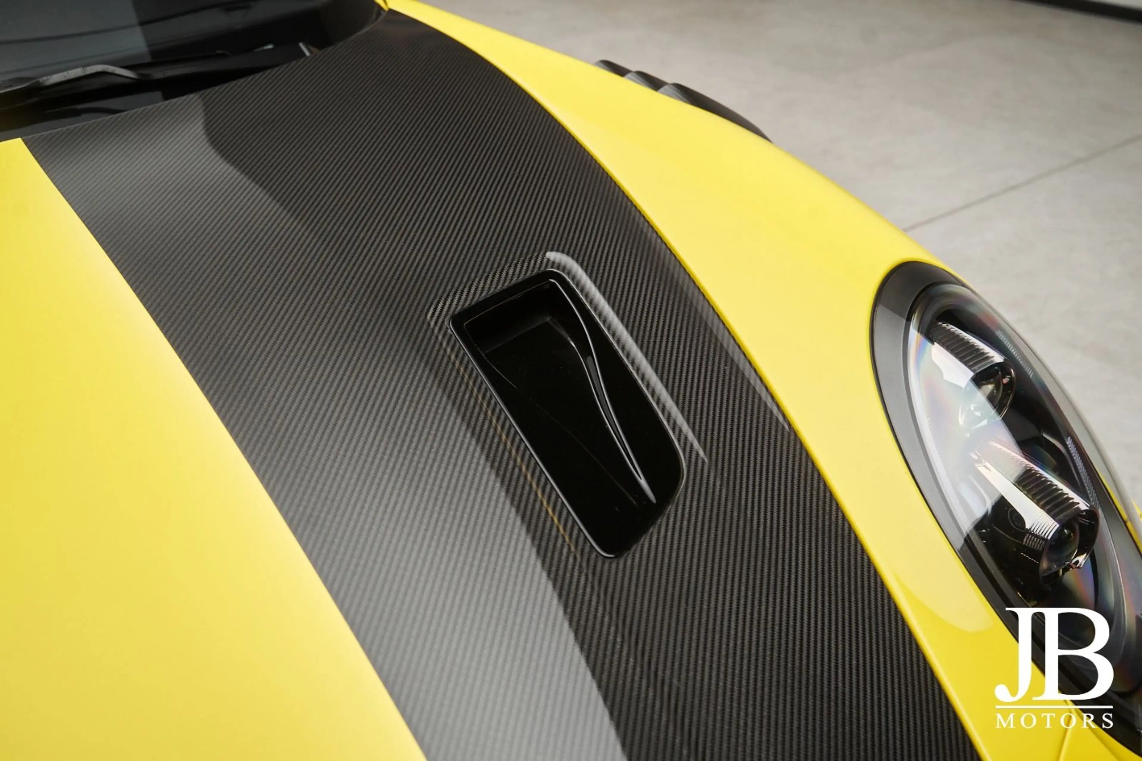 Porsche 991 GT2 RS Manthey Paket Weissach Lift Clubsport — photo 11
