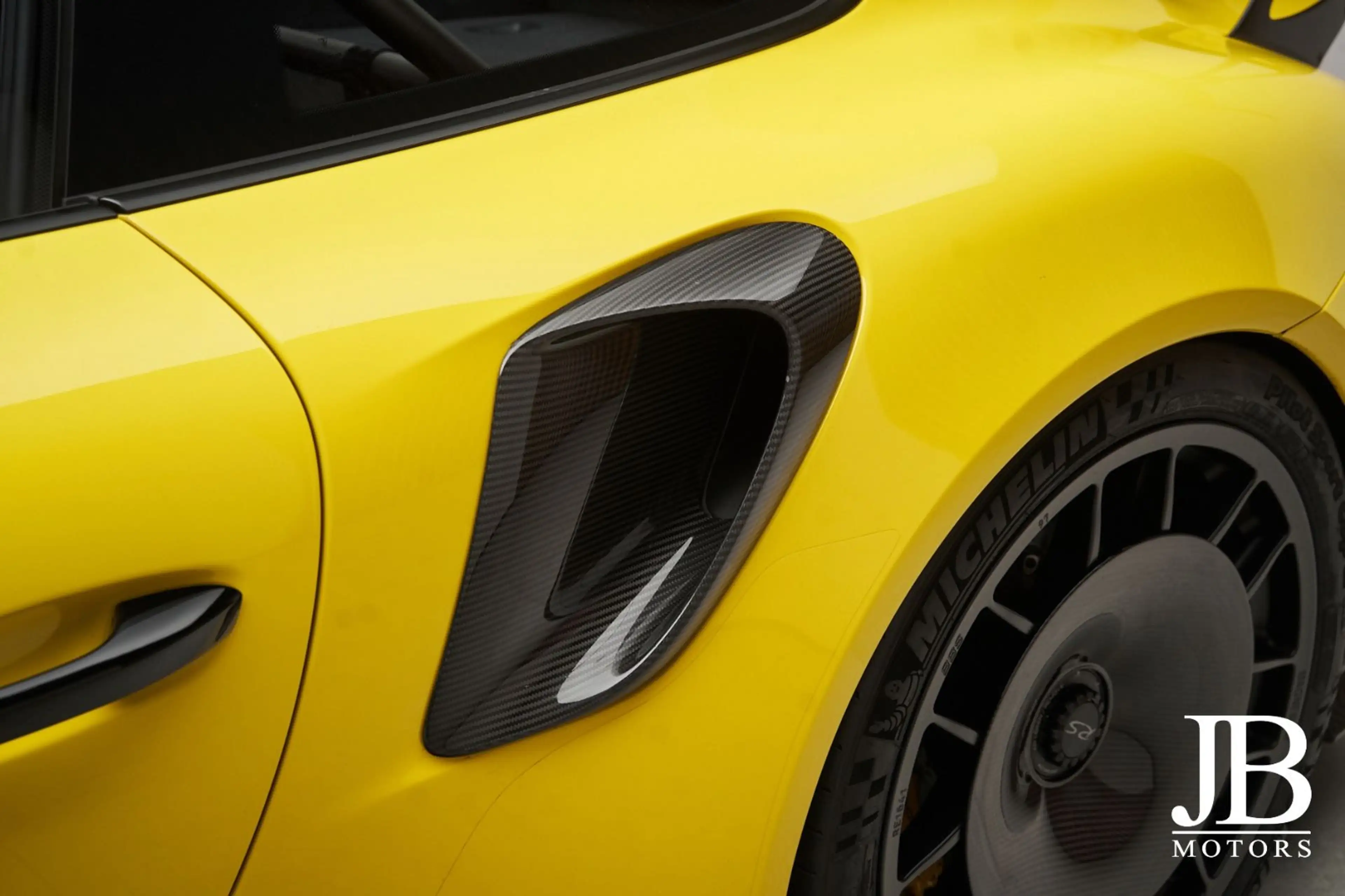 Porsche 991 GT2 RS Manthey Paket Weissach Lift Clubsport — photo 15