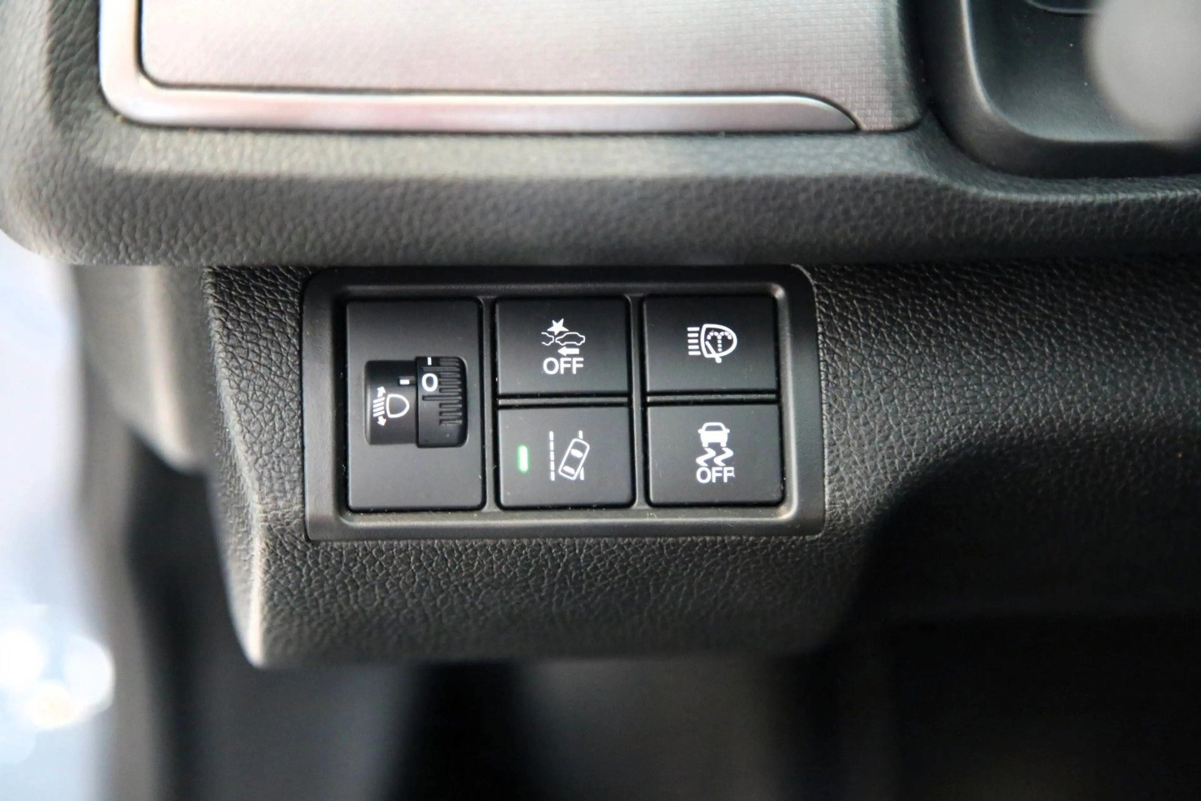 Honda Civic Lim. 5-trg. 1.0 Comfort sehr gepflegt — photo 18