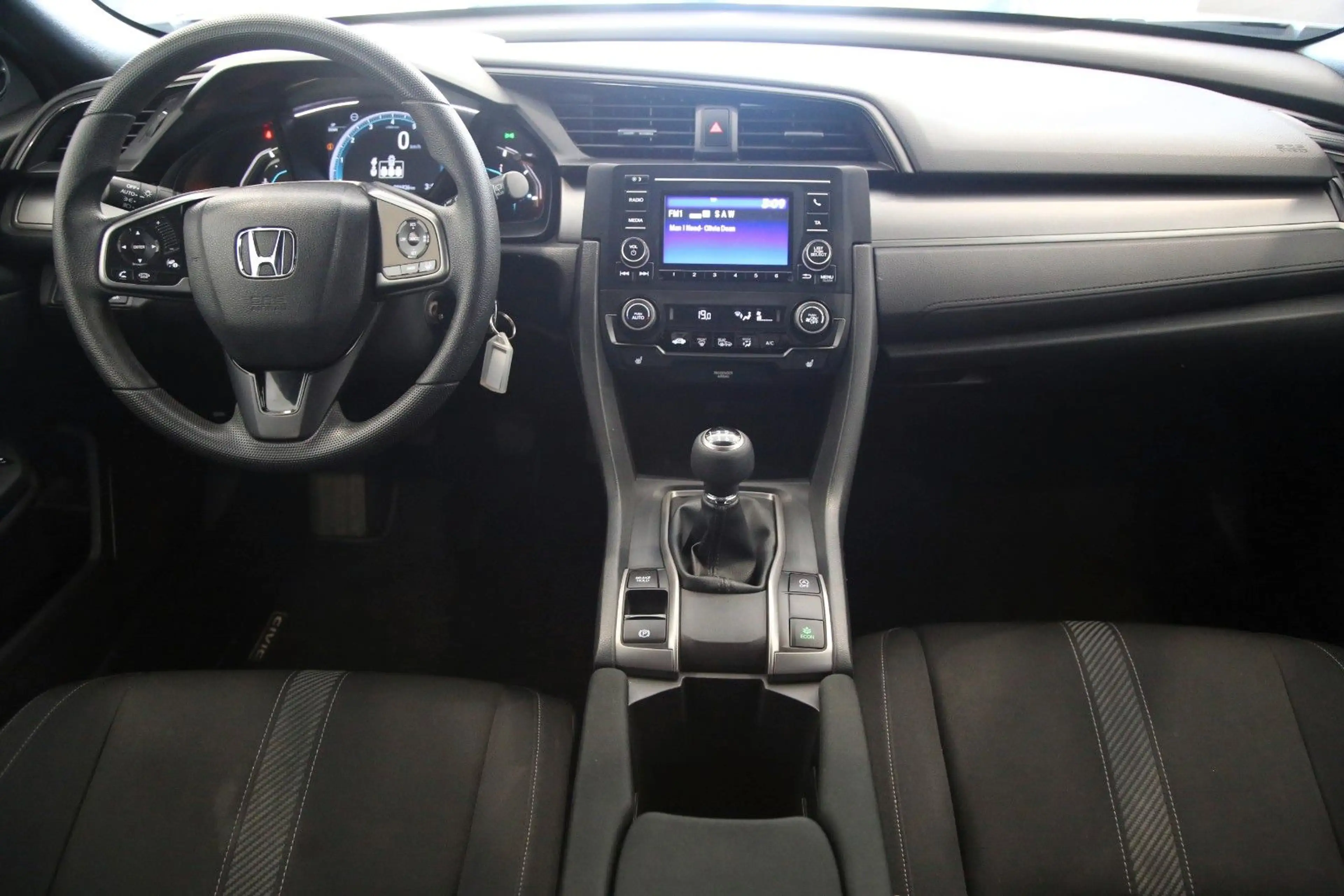 Honda Civic Lim. 5-trg. 1.0 Comfort sehr gepflegt — photo 6