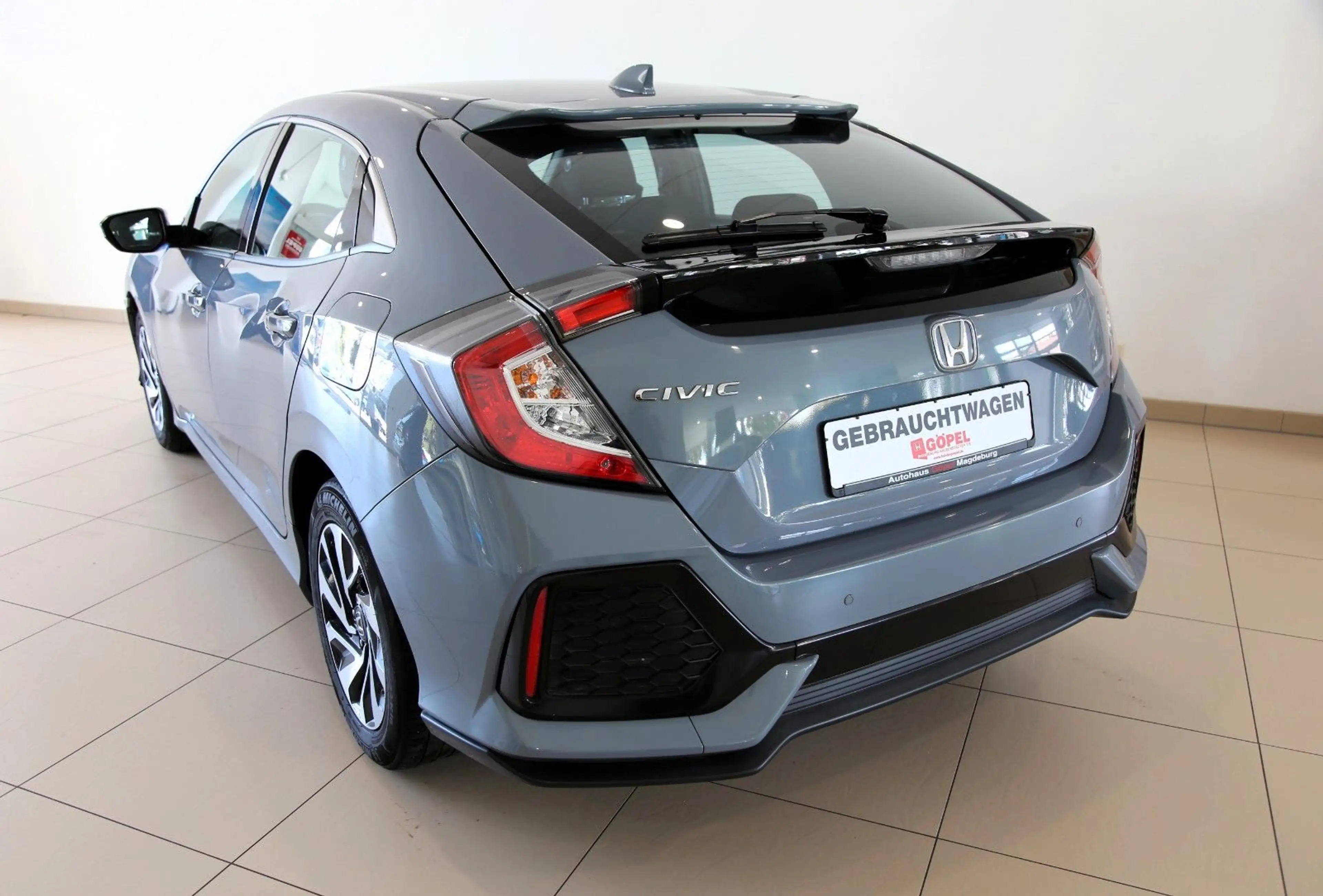 Honda Civic Lim. 5-trg. 1.0 Comfort sehr gepflegt — photo 3