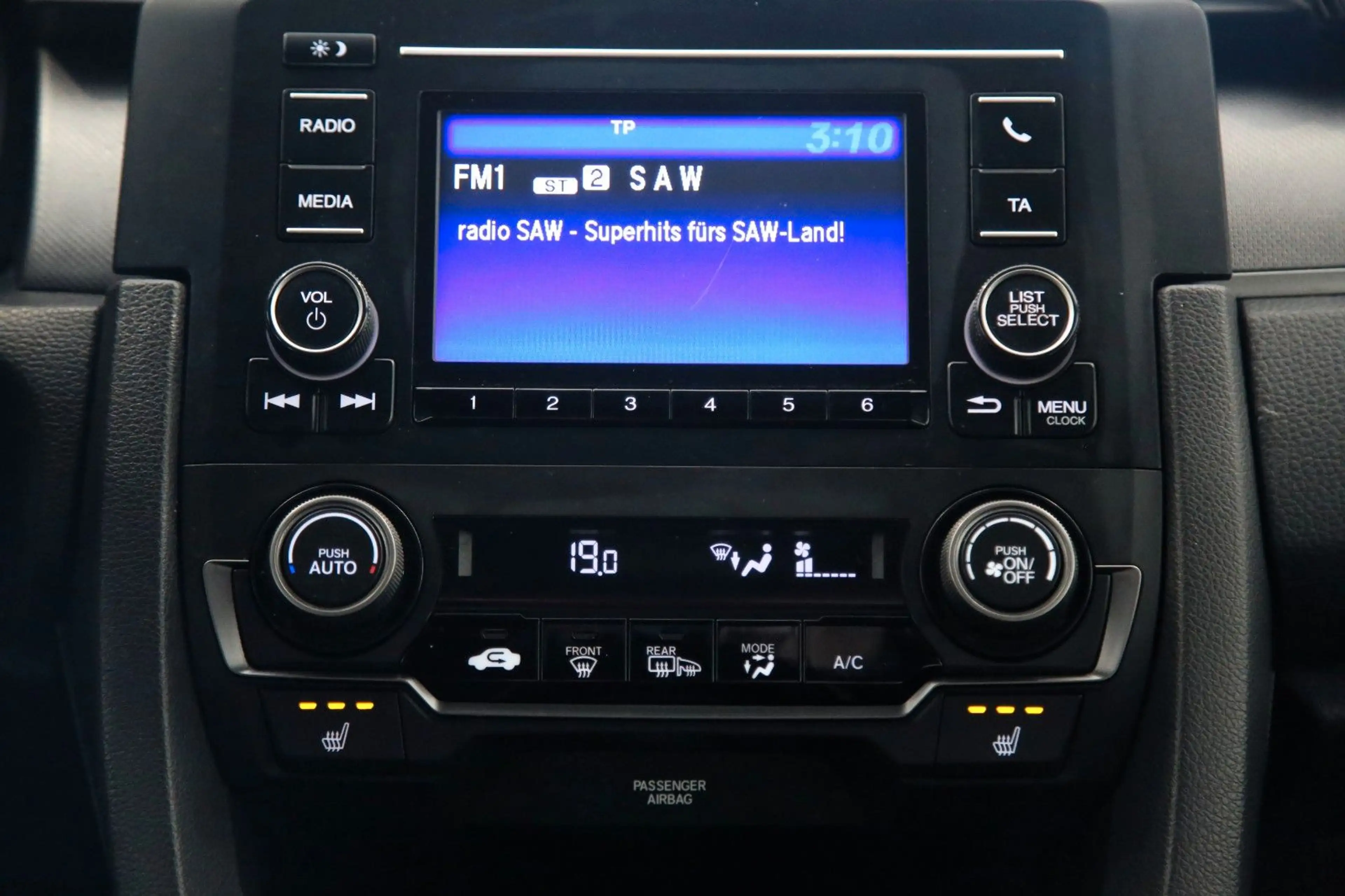 Honda Civic Lim. 5-trg. 1.0 Comfort sehr gepflegt — photo 13