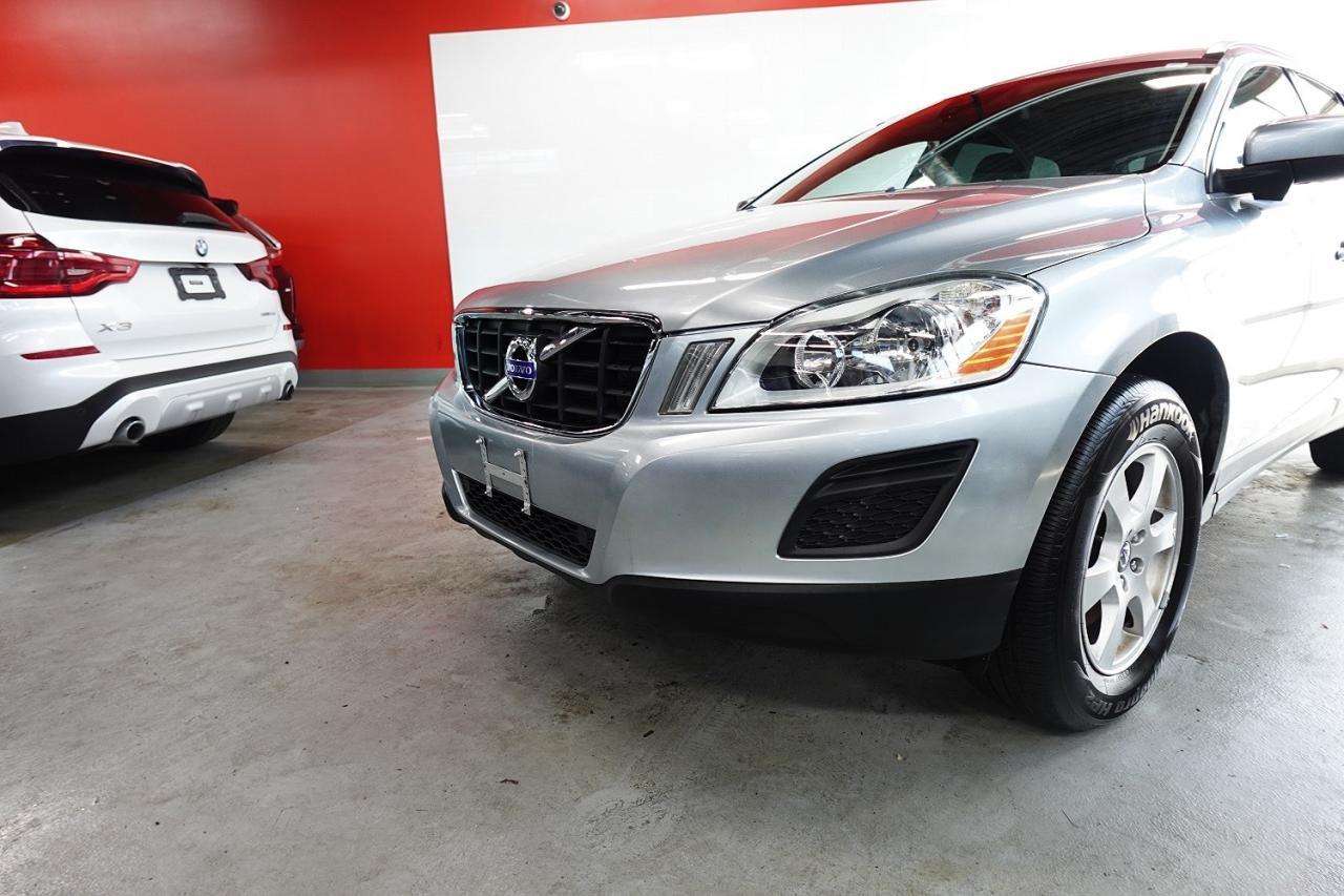 2012 Volvo XC60 DEALER MAINTAIN,PANO ROOF,LEVEL III,BLIND SPOT thumb 12