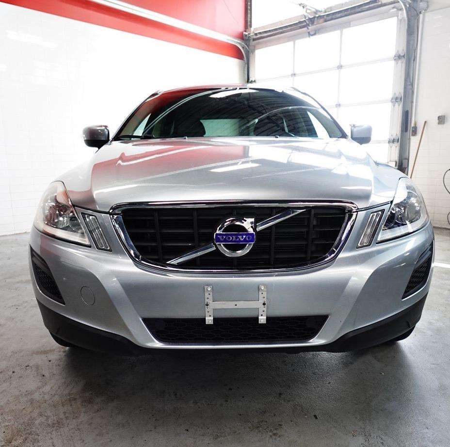 2012 Volvo XC60 DEALER MAINTAIN,PANO ROOF,LEVEL III,BLIND SPOT alt 2