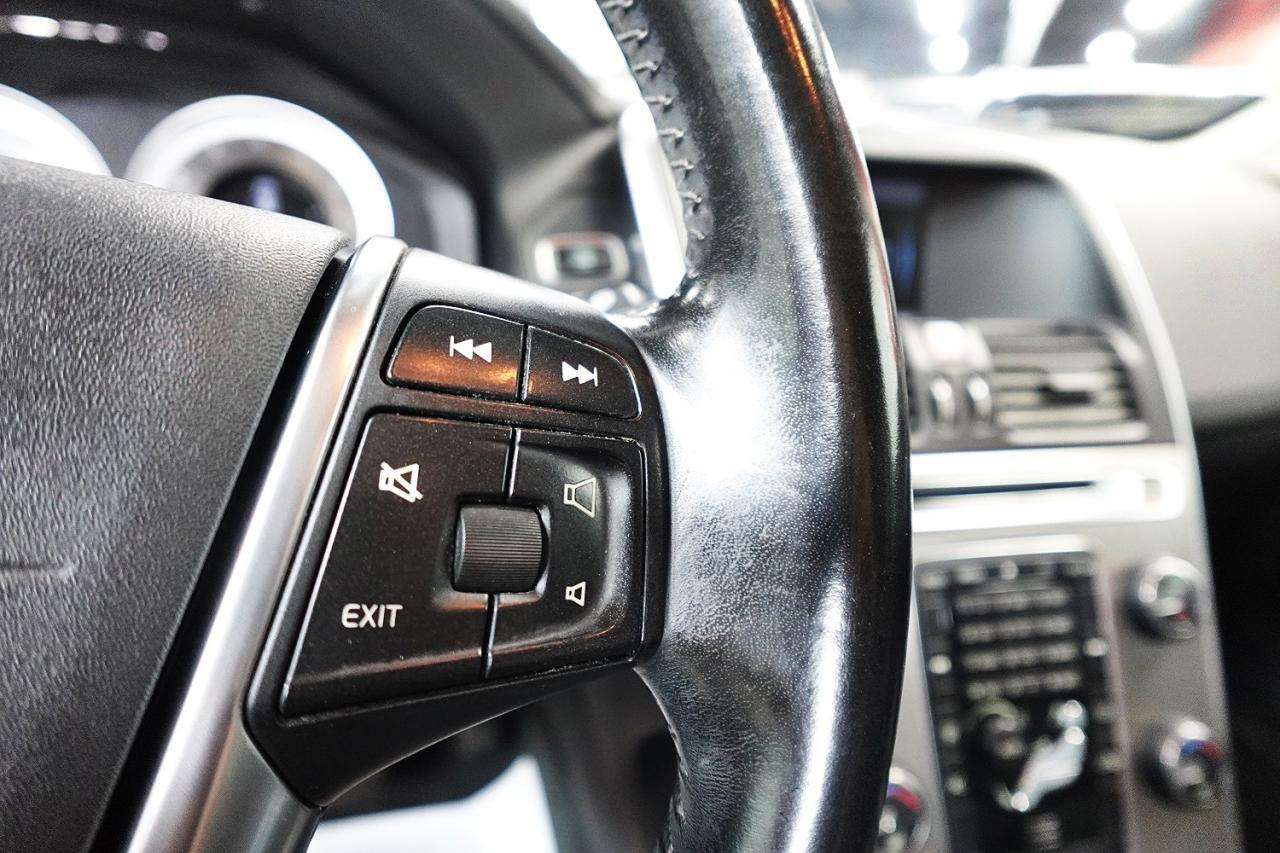 2012 Volvo XC60 DEALER MAINTAIN,PANO ROOF,LEVEL III,BLIND SPOT thumb 30