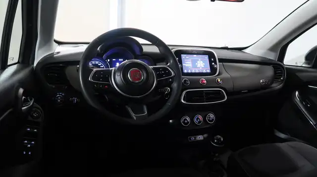Fiat 500x view 10