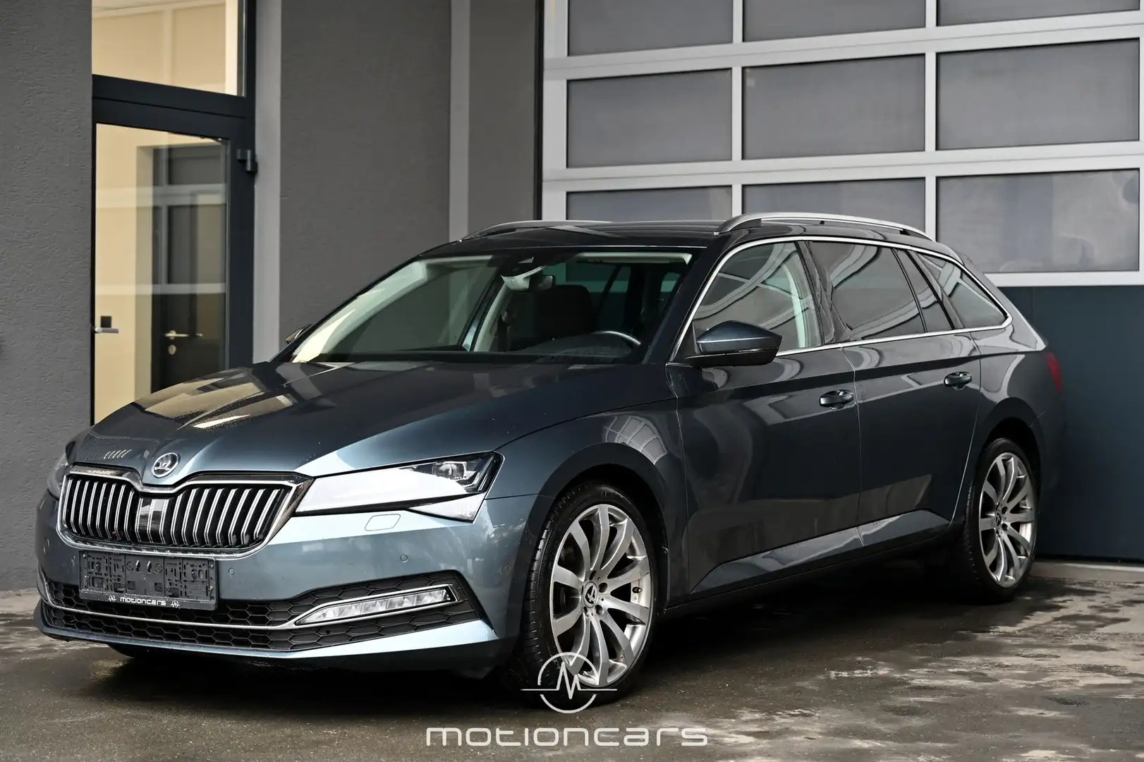 Skoda Superb 1.6 TDI Style Pickerl NEU EXP € 13.233,- Silber - 1