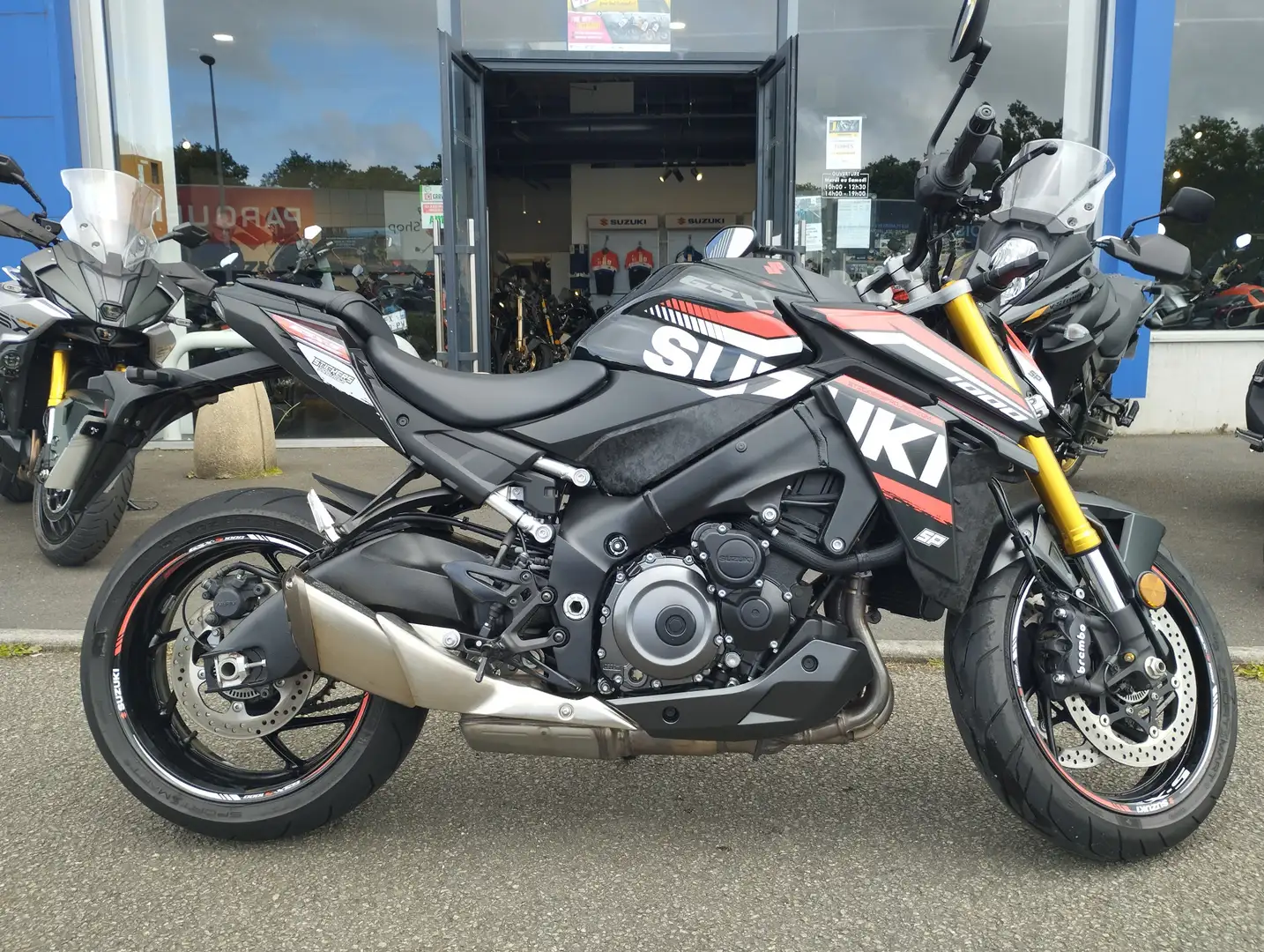 Suzuki GSX-S 1000 Černá - 1