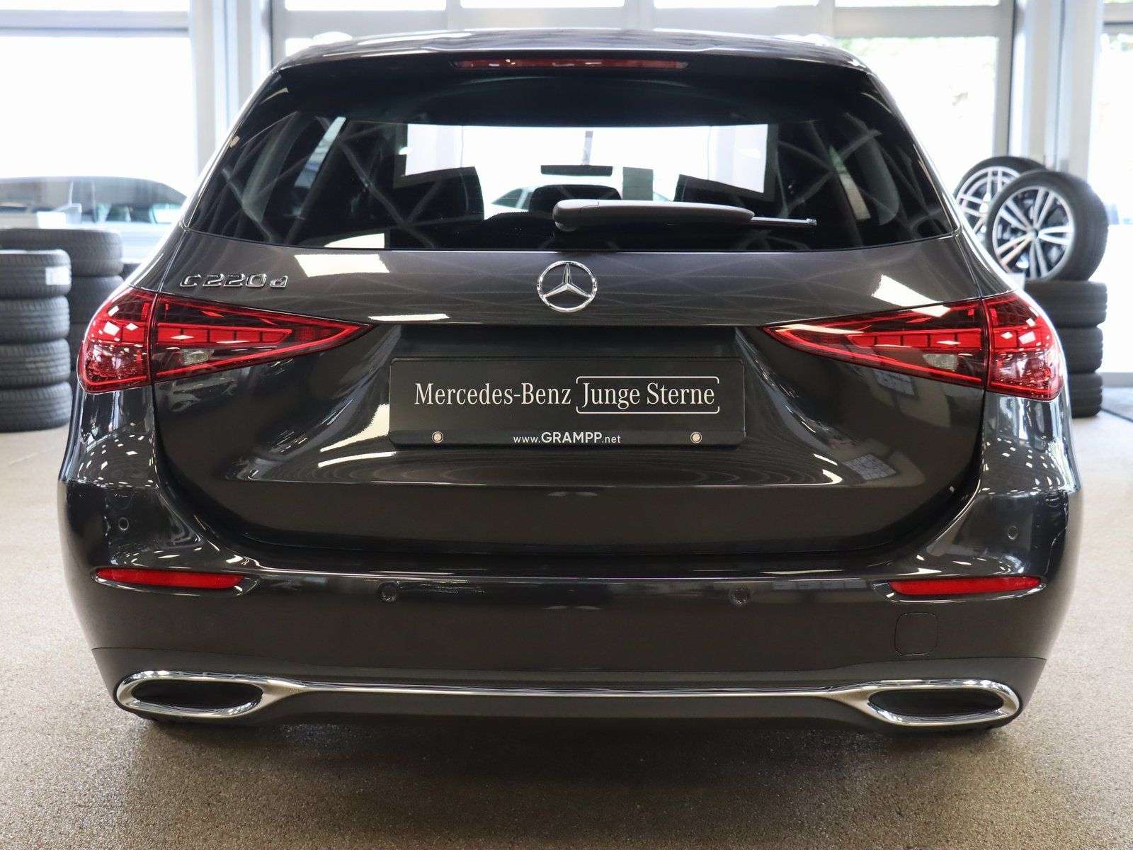 Mercedes-Benz C 220