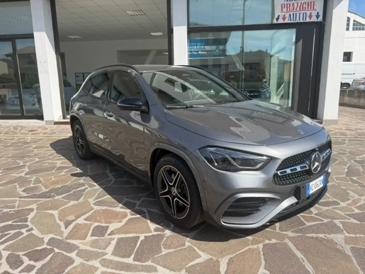 Mercedes-Benz GLA 2026