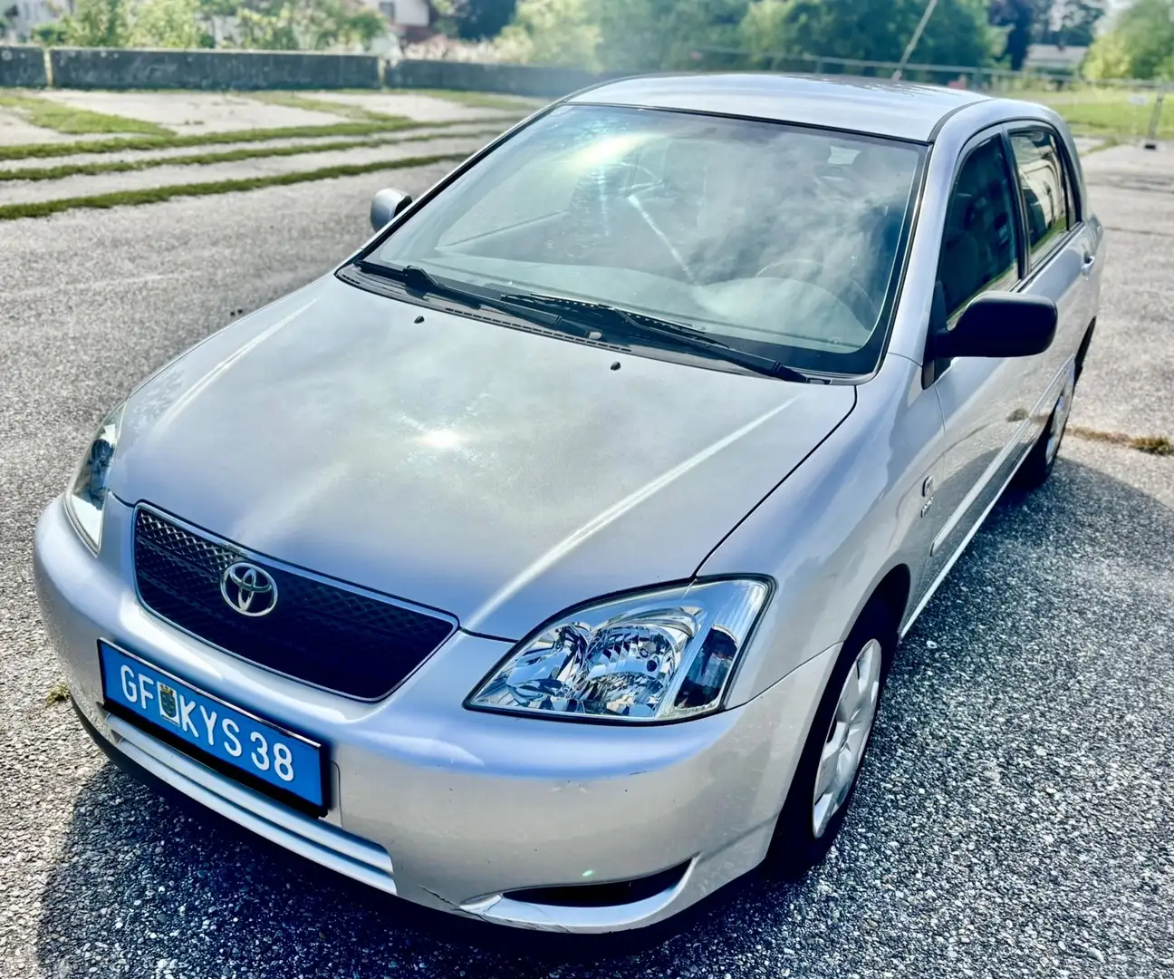 Toyota Corolla Corolla 1,4 VVT-i Linea Sol Grau - 2