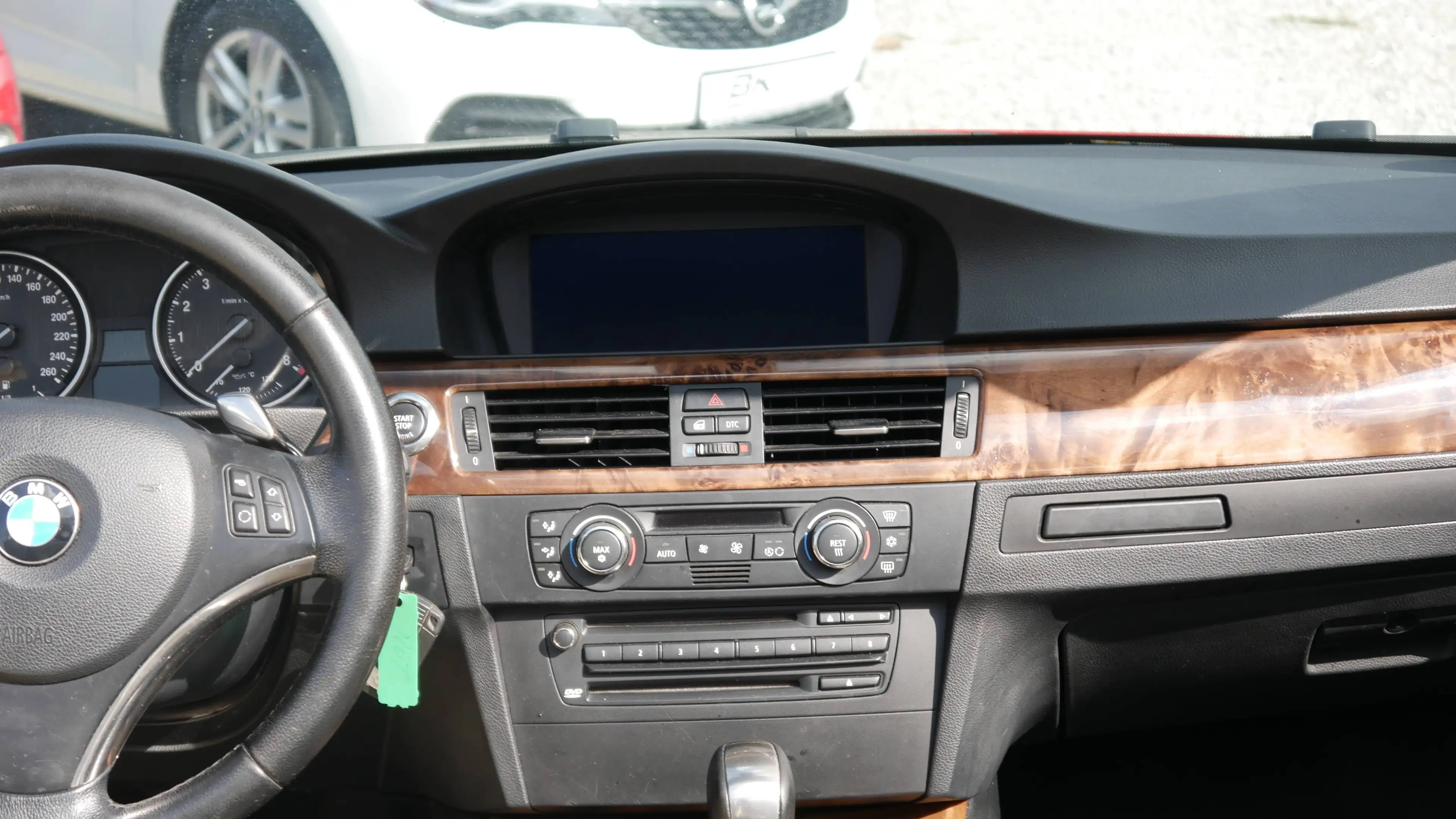 BMW 335 M Paket Xenon Einparkhilfe Klimaautomatik Leder — photo 9