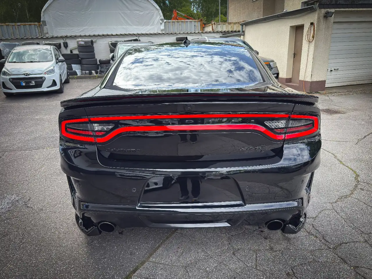 Dodge Charger 2022 — фото 18