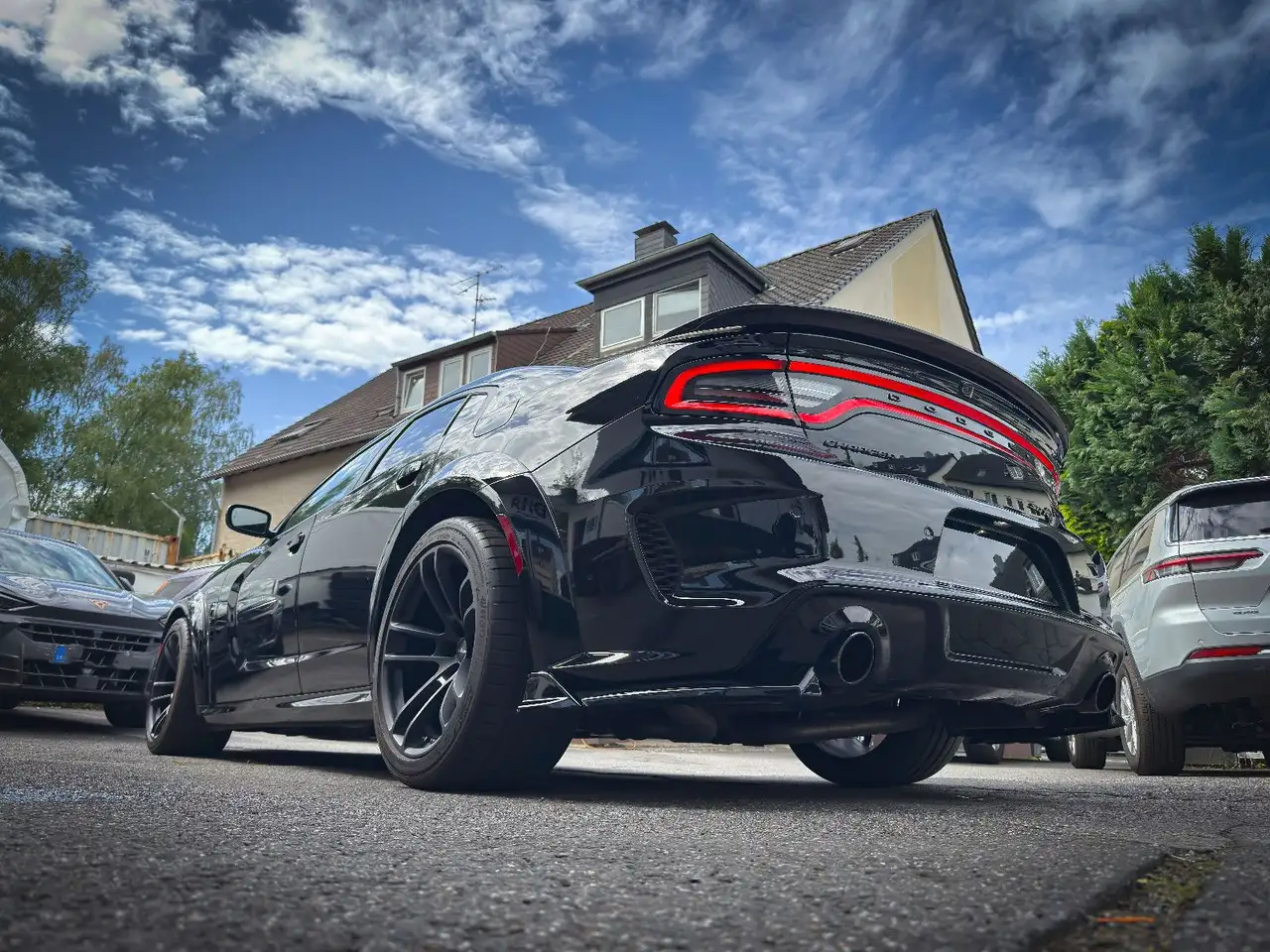 Dodge Charger 2022 — фото 14