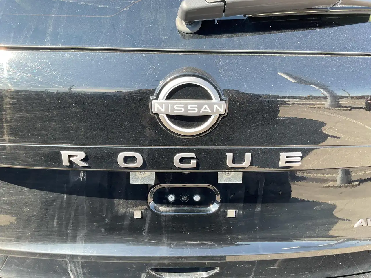 Nissan Rogue снимка Nissan Rogue