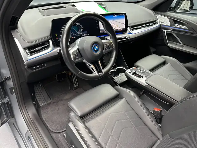 BMW X1 view 16