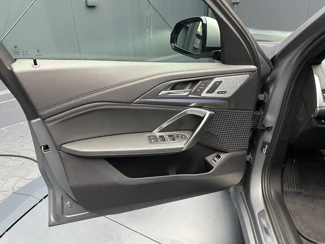 BMW X1 view 13