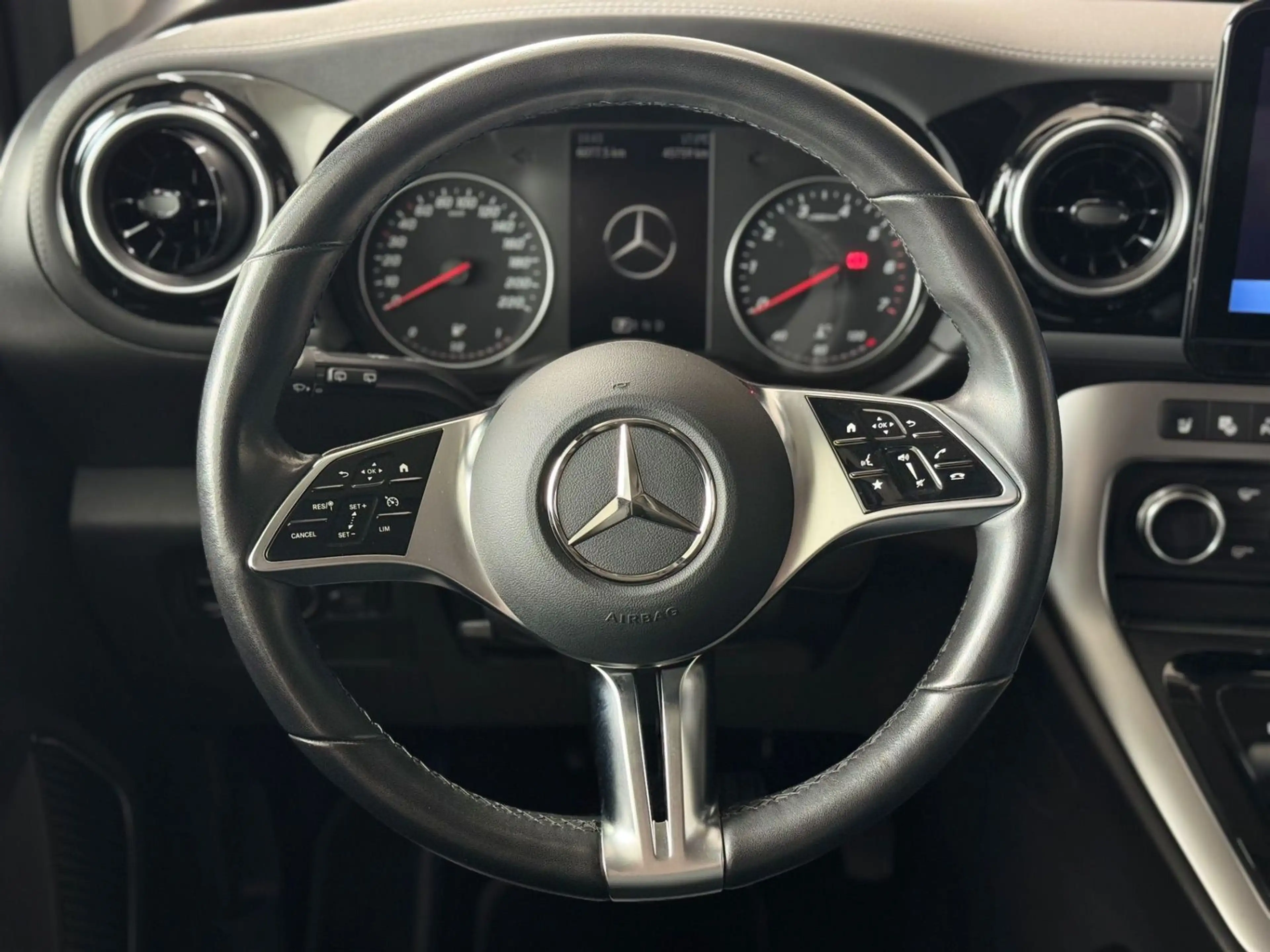 Mercedes-Benz T-Class T180 Edition Rollstuhlgerecht-Rampe — photo 7