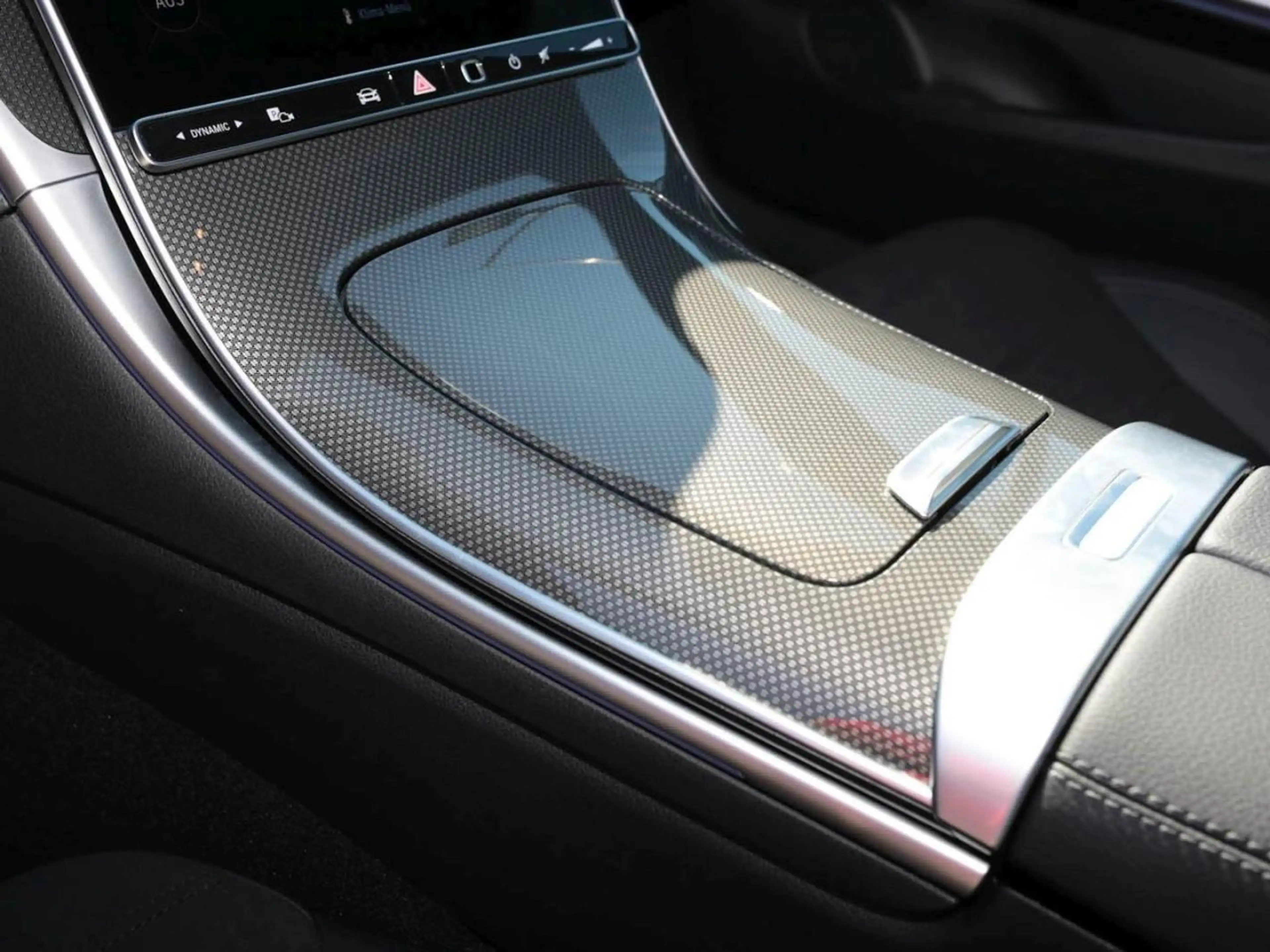 Mercedes-Benz CLE 200 Coupé AMG Night Panorama Distronic 360° — photo 15