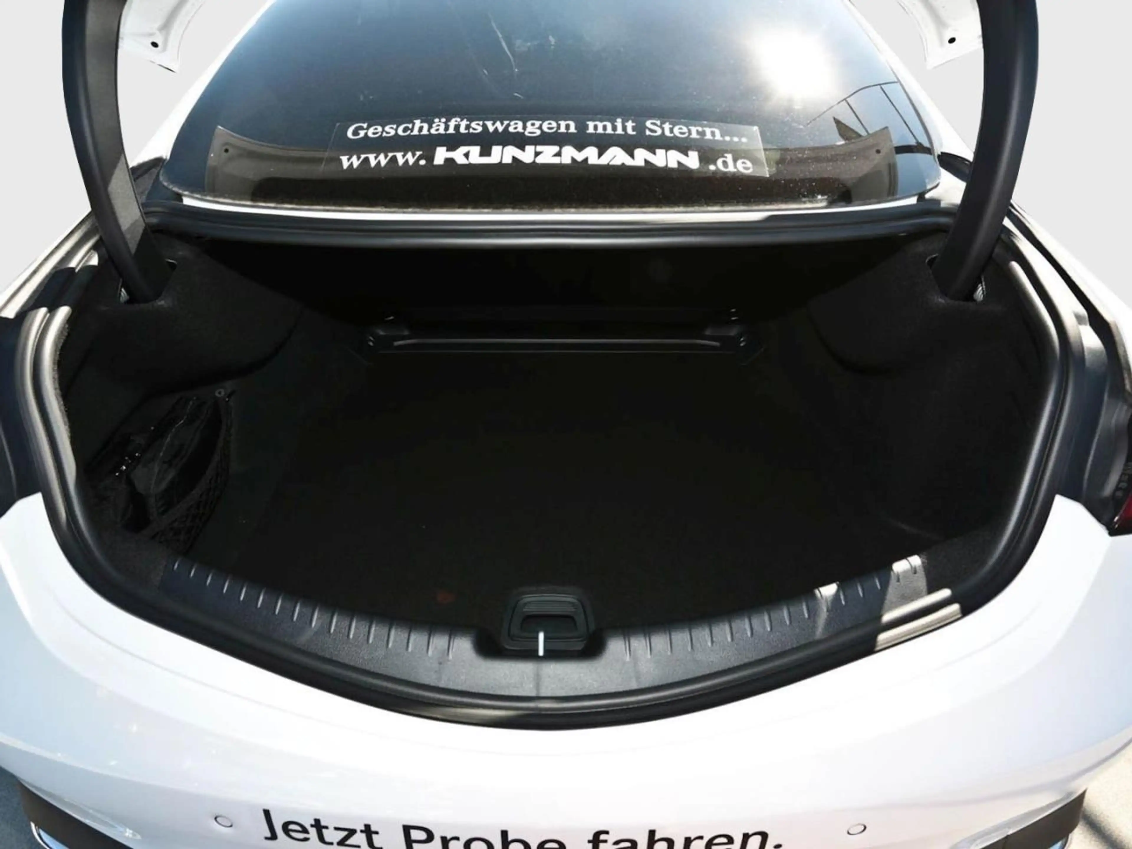 Mercedes-Benz CLE 200 Coupé AMG Night Panorama Distronic 360° — photo 6