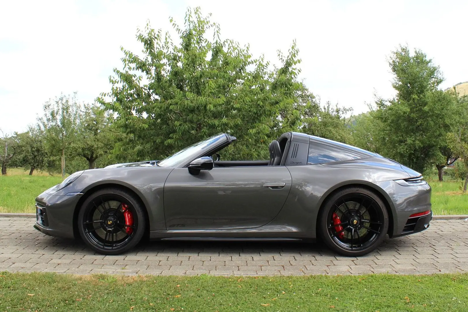Porsche 992 Targa 4 GTS | Sport-Design | Vierradlenkung Grigio - 2