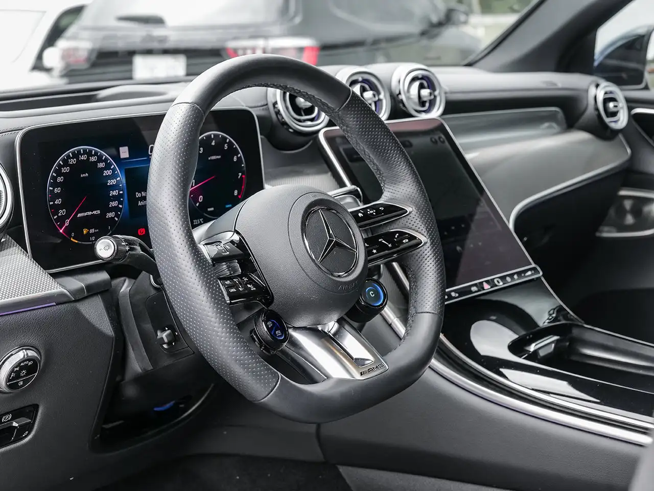 Mercedes-Benz GLC снимка Mercedes-Benz GLC