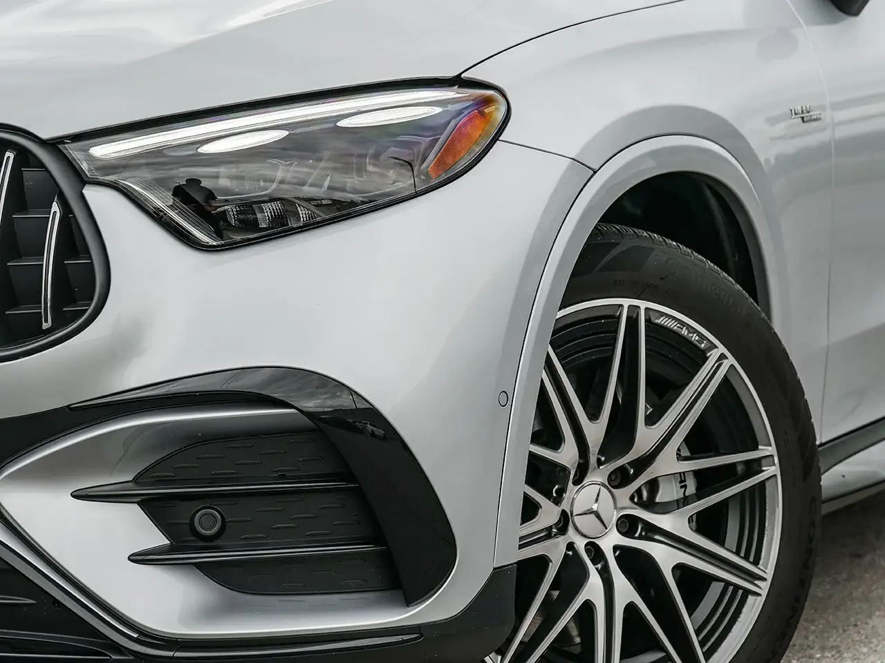 Mercedes-Benz GLC снимка Mercedes-Benz GLC