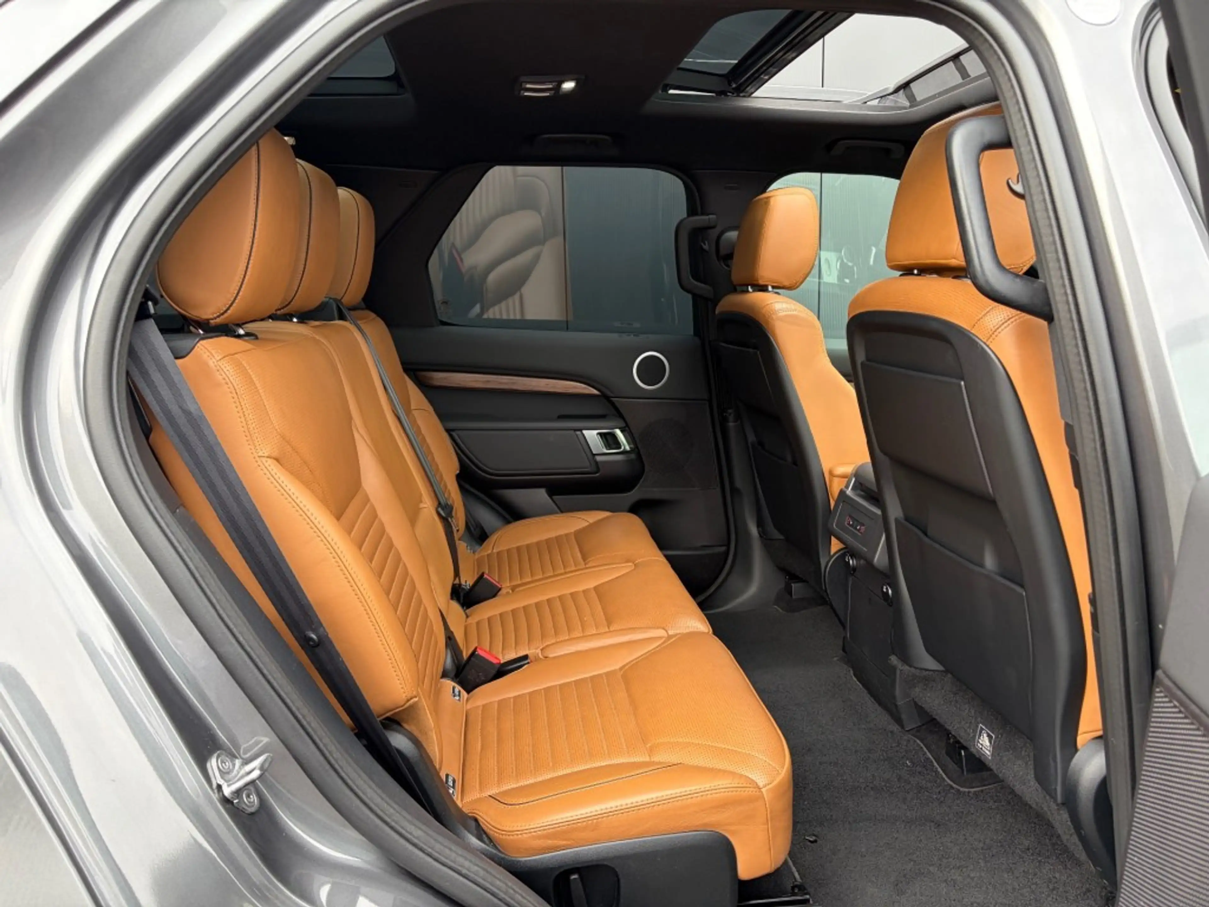 Land Rover Discovery 2.0 SD4 HSE Luxury 7-persoons Pano Luchtvering Mer — photo 4