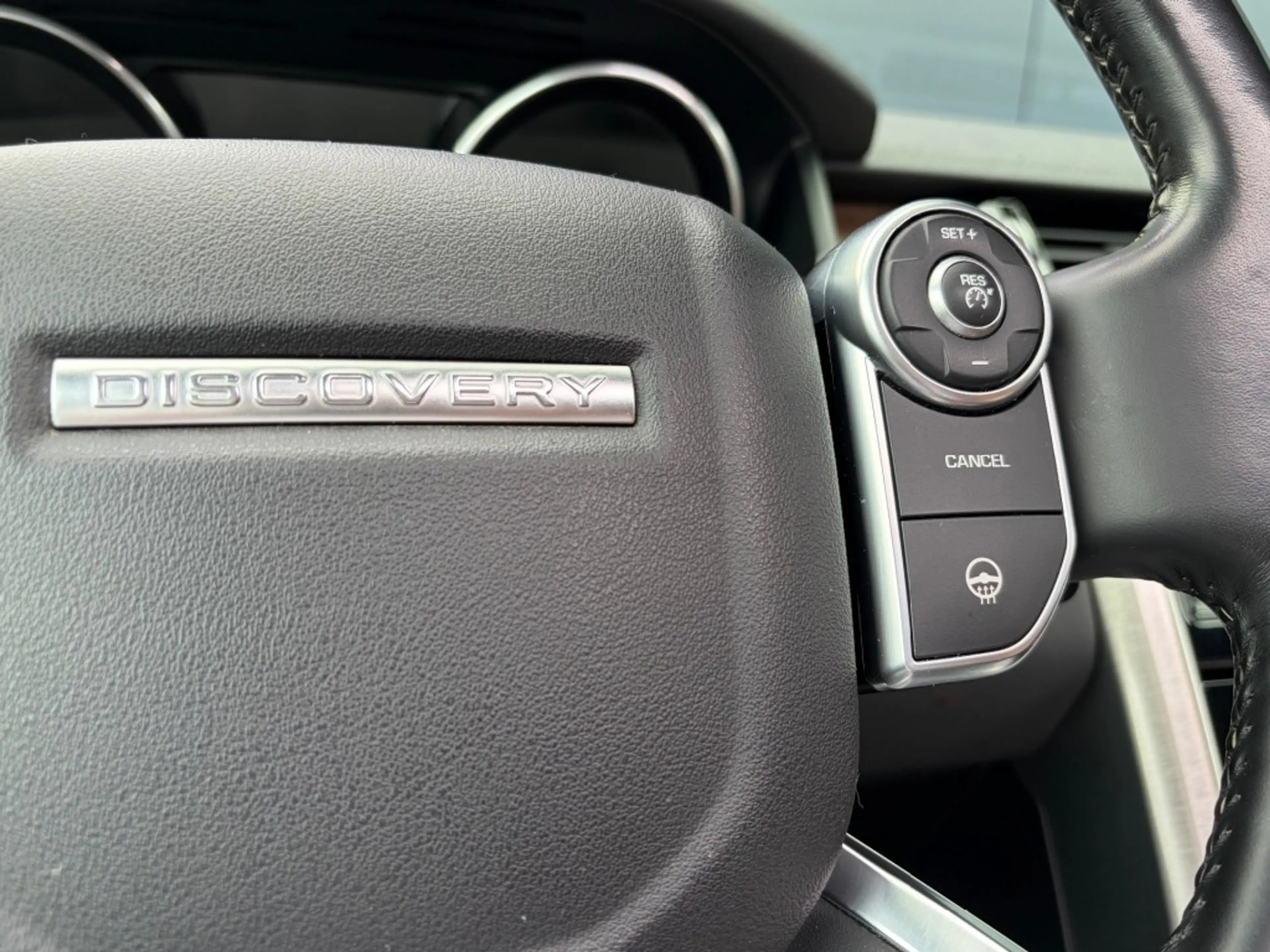 Land Rover Discovery 2.0 SD4 HSE Luxury 7-persoons Pano Luchtvering Mer — photo 11