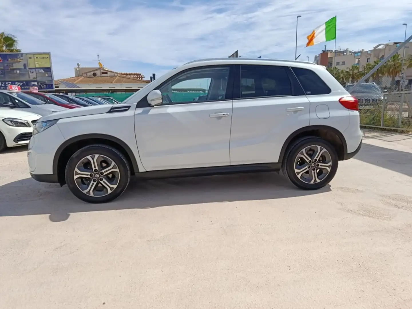 Suzuki Vitara 1.6DDiS GLE Blanco - 2