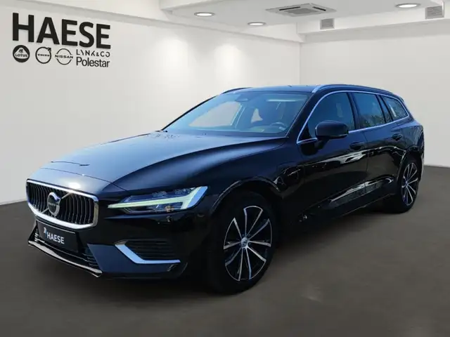 Volvo V60 Core Plug-In Hybrid AWD StandHZG Digitales Cockpit