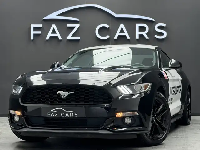 Ford Mustang * Réservé *