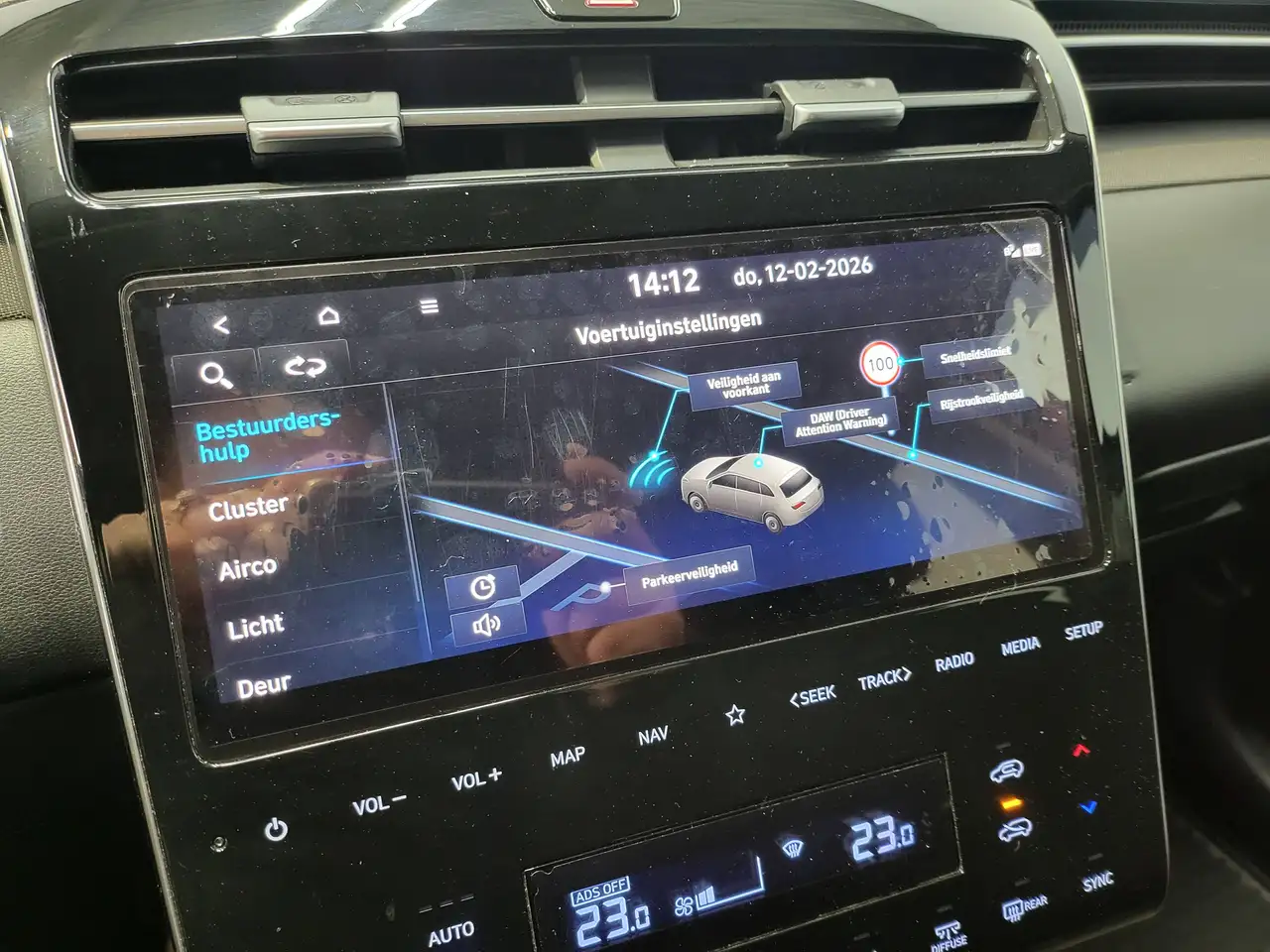 Hyundai TUCSON MHEV Handgeschakeld 2021 138.680 km KeyLess Digitaal Scherm Navi Trekhaak, миниатюра 19