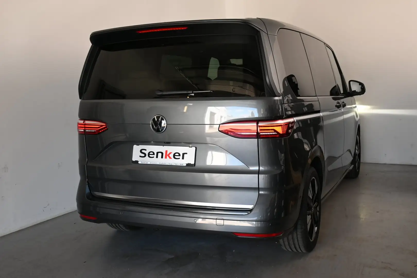 Volkswagen T7 Multivan VW T7 Multivan Style TDI Gris - 2