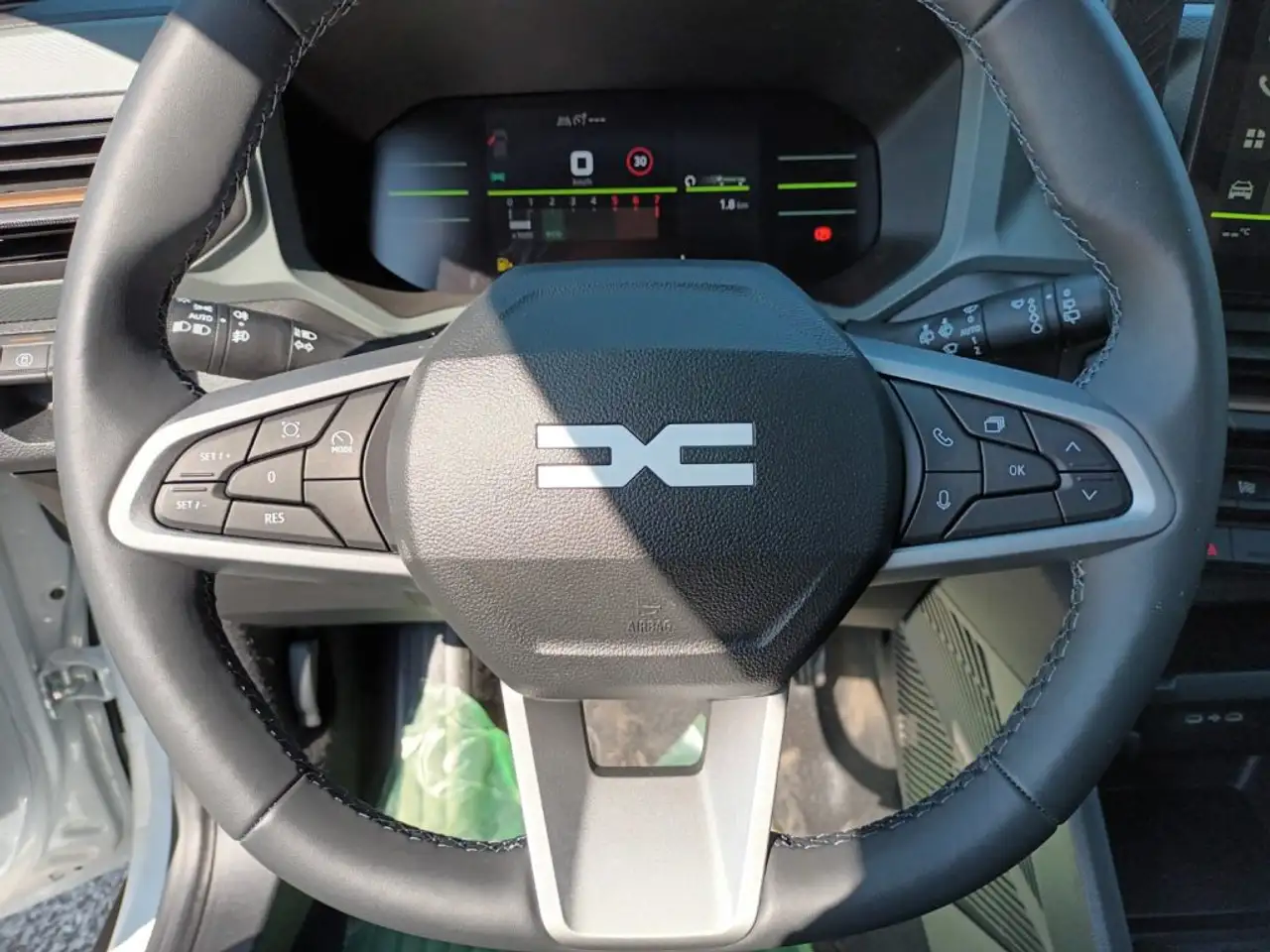 Dacia Duster 2026 — фото 13