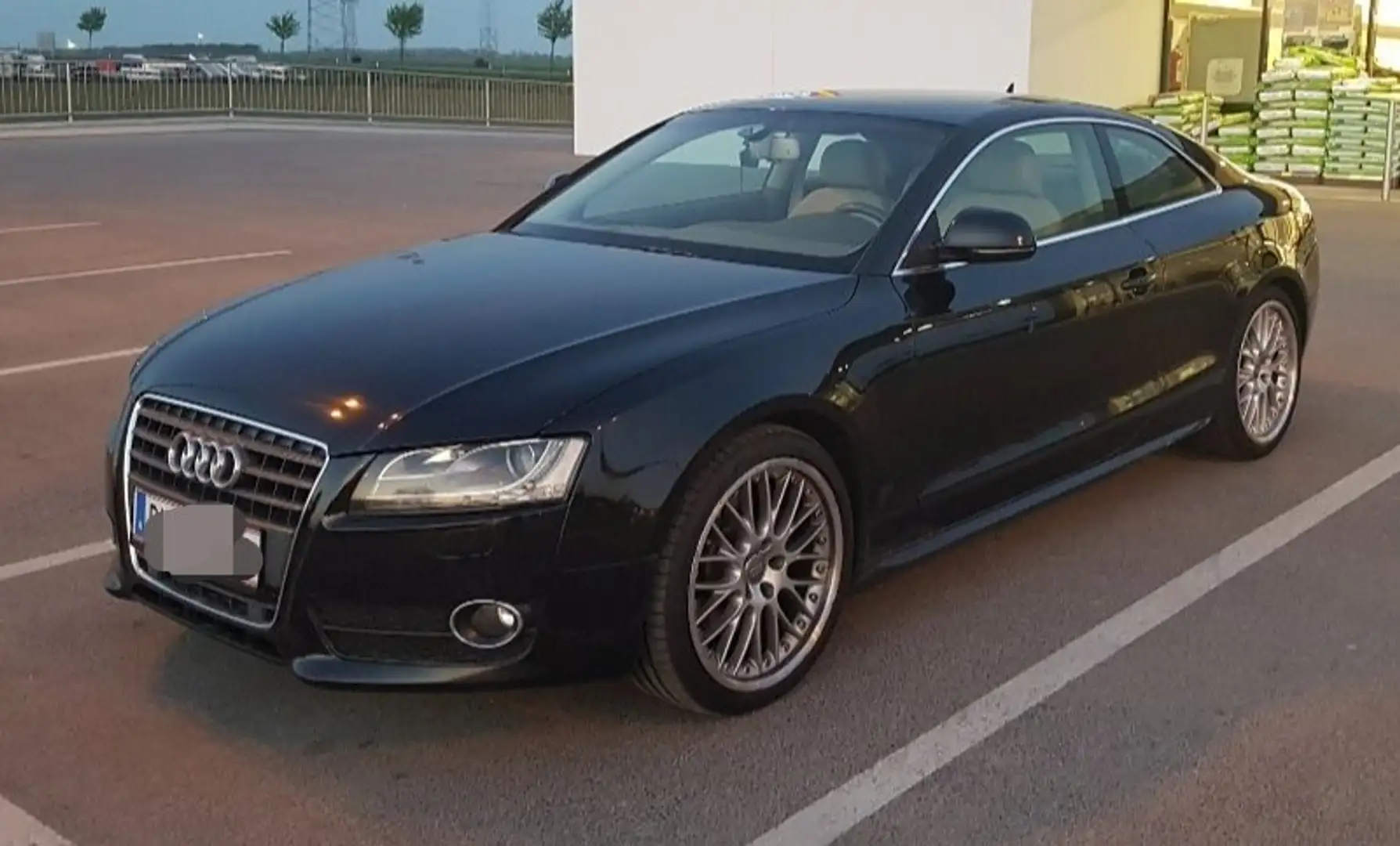 Audi A5 A5 Coupé 2,7 TDI V6 DPF Aut. Schwarz - 2