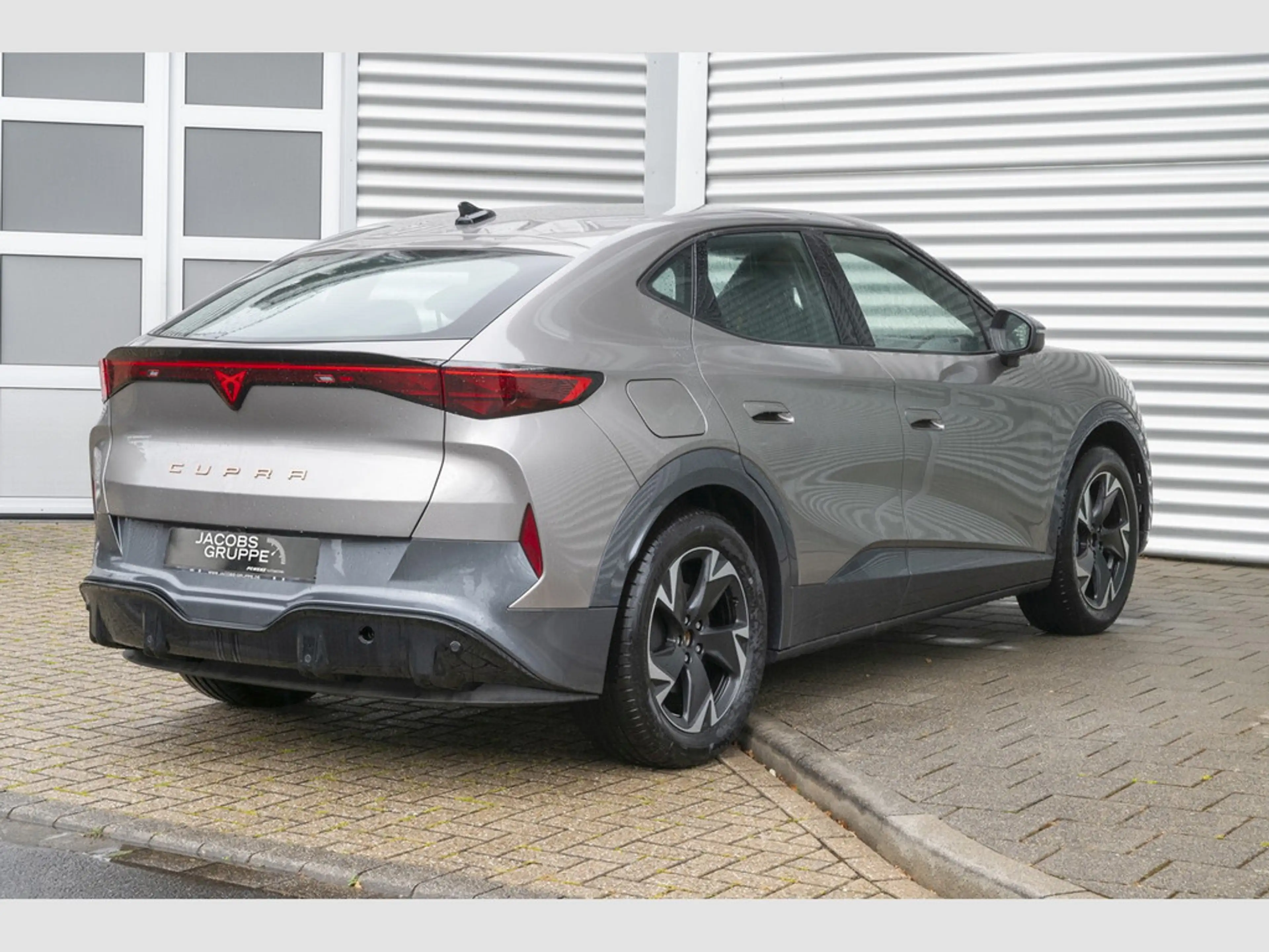 CUPRA Tavascan Endurance 210 kW — photo 4