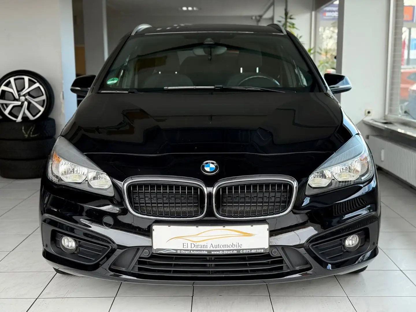 BMW 218 i Active Tourer Pano/AnhängerKupp/Sitzhz/PDC/ Zwart - 2