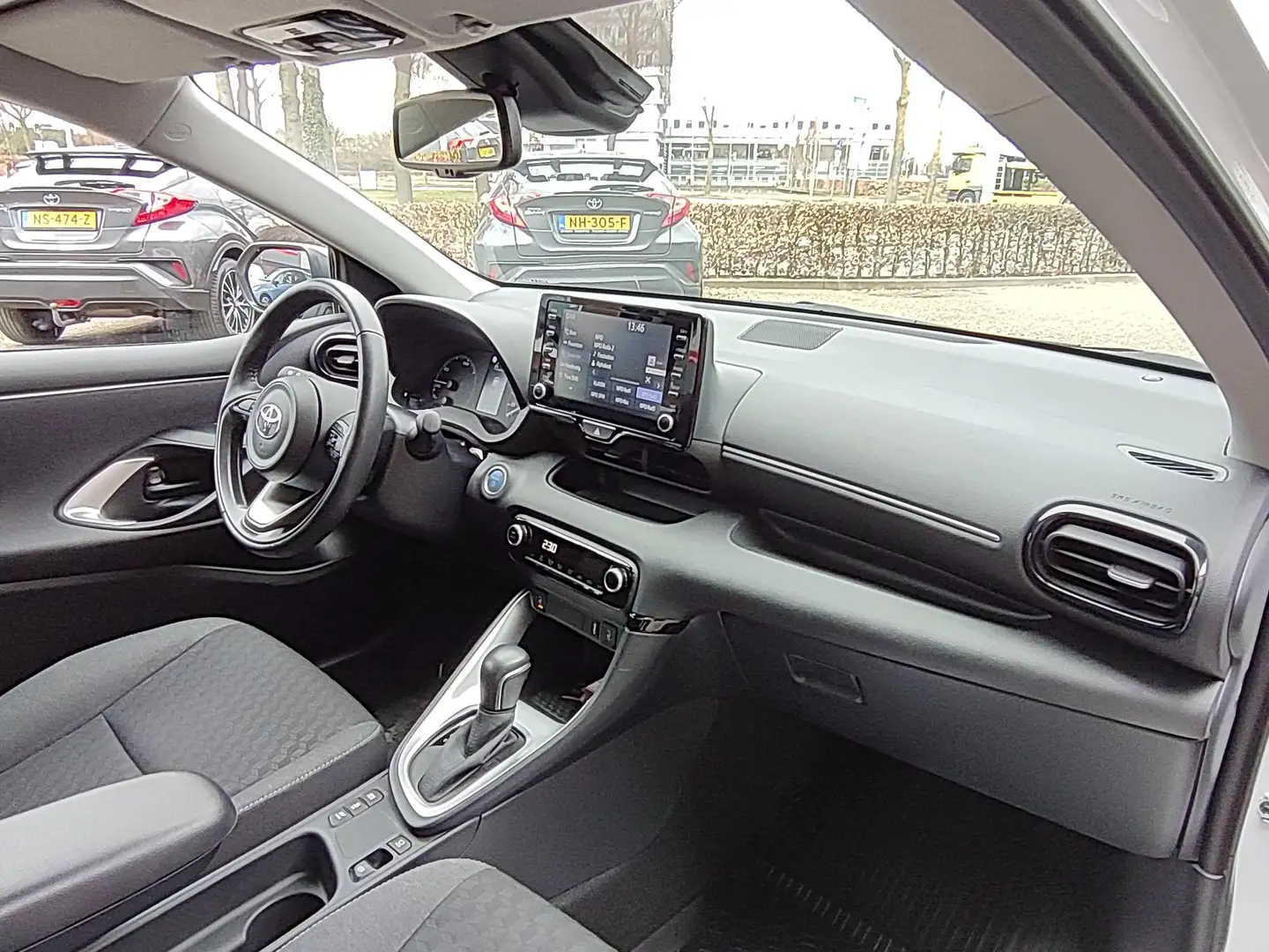 Toyota Yaris 1.5 HYBRID DYNAMIC STOEL/STUURVERW KEYLESS CLIMA A Blanc - 2