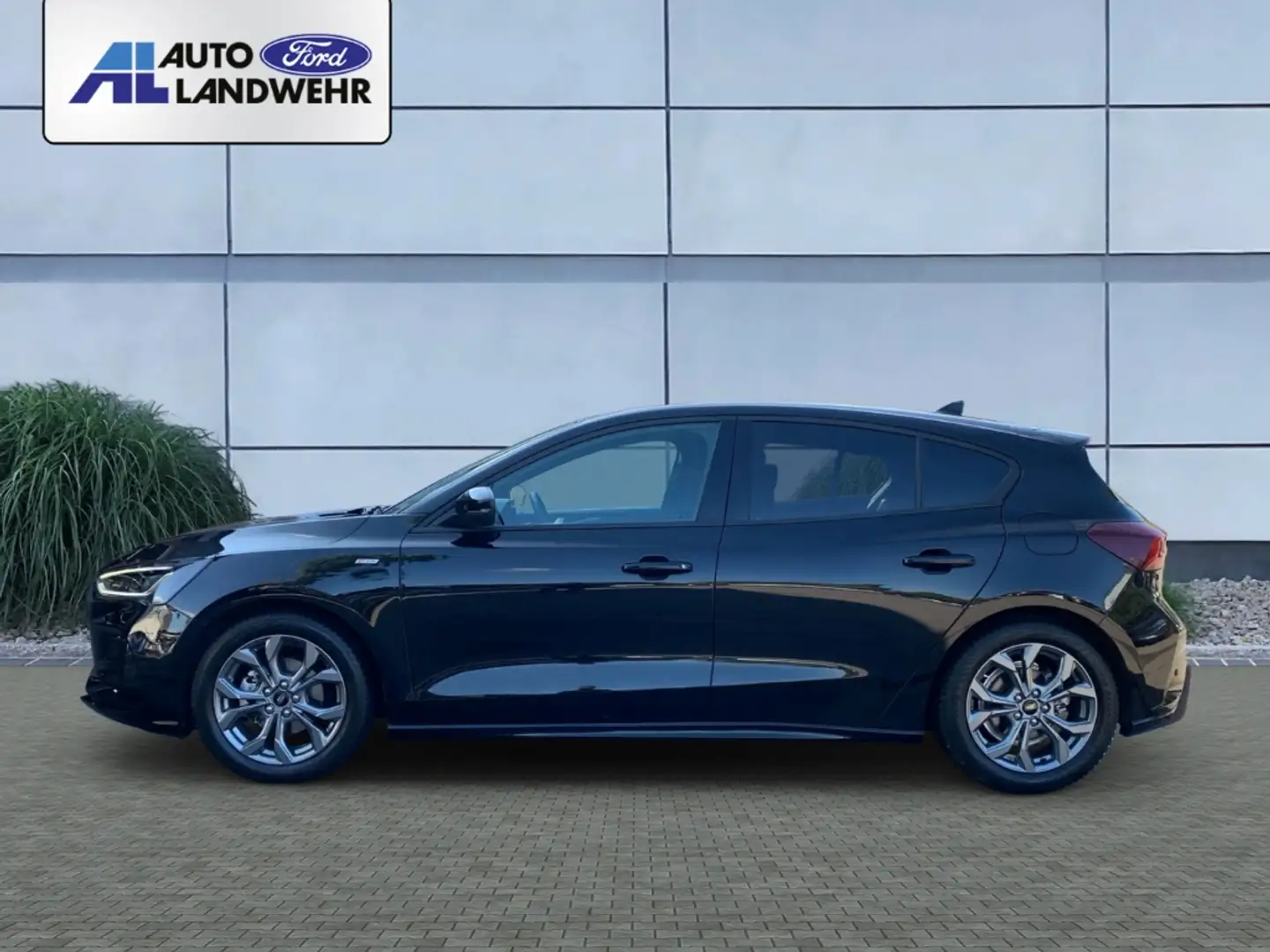 Ford Focus ST-Line X 1.0 EcoBoost Mild-Hybrid EU6d El. Panoda Schwarz - 2