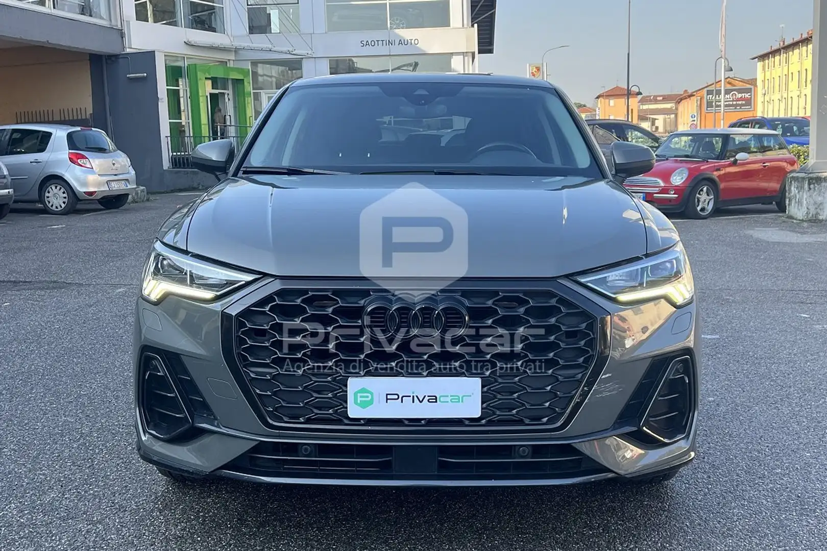 Audi Q3 Q3 SPB 35 TFSI S tronic Business Plus Silber - 2